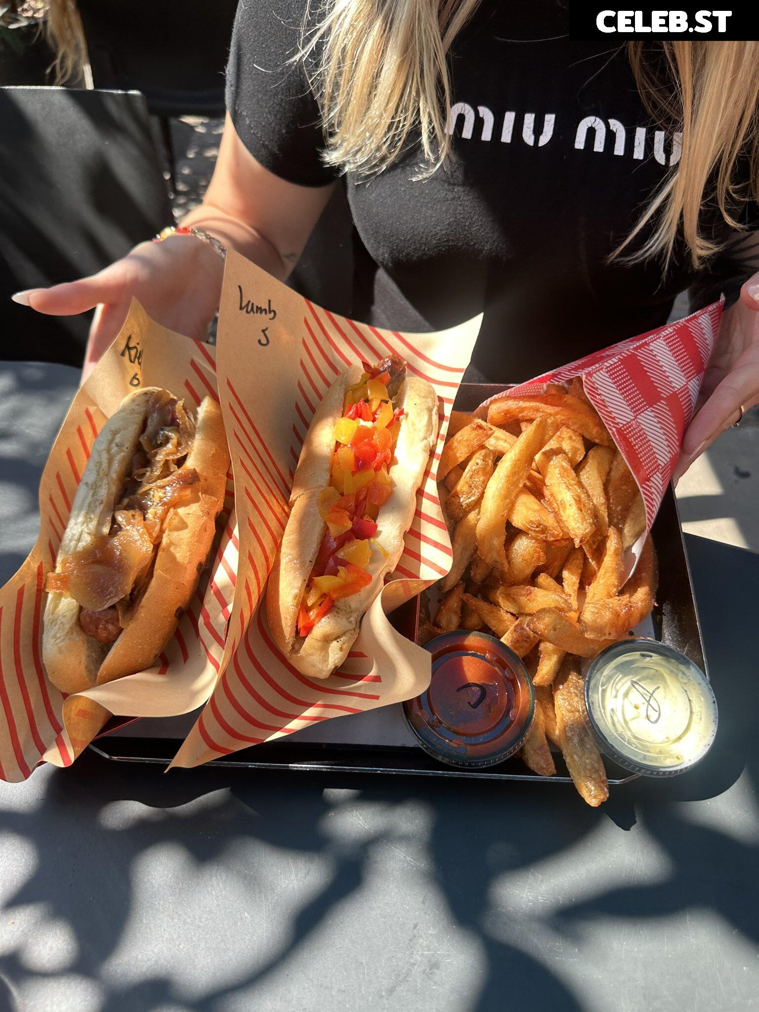 Sonja Reid aka OMGitsfirefoxx Image 3580170