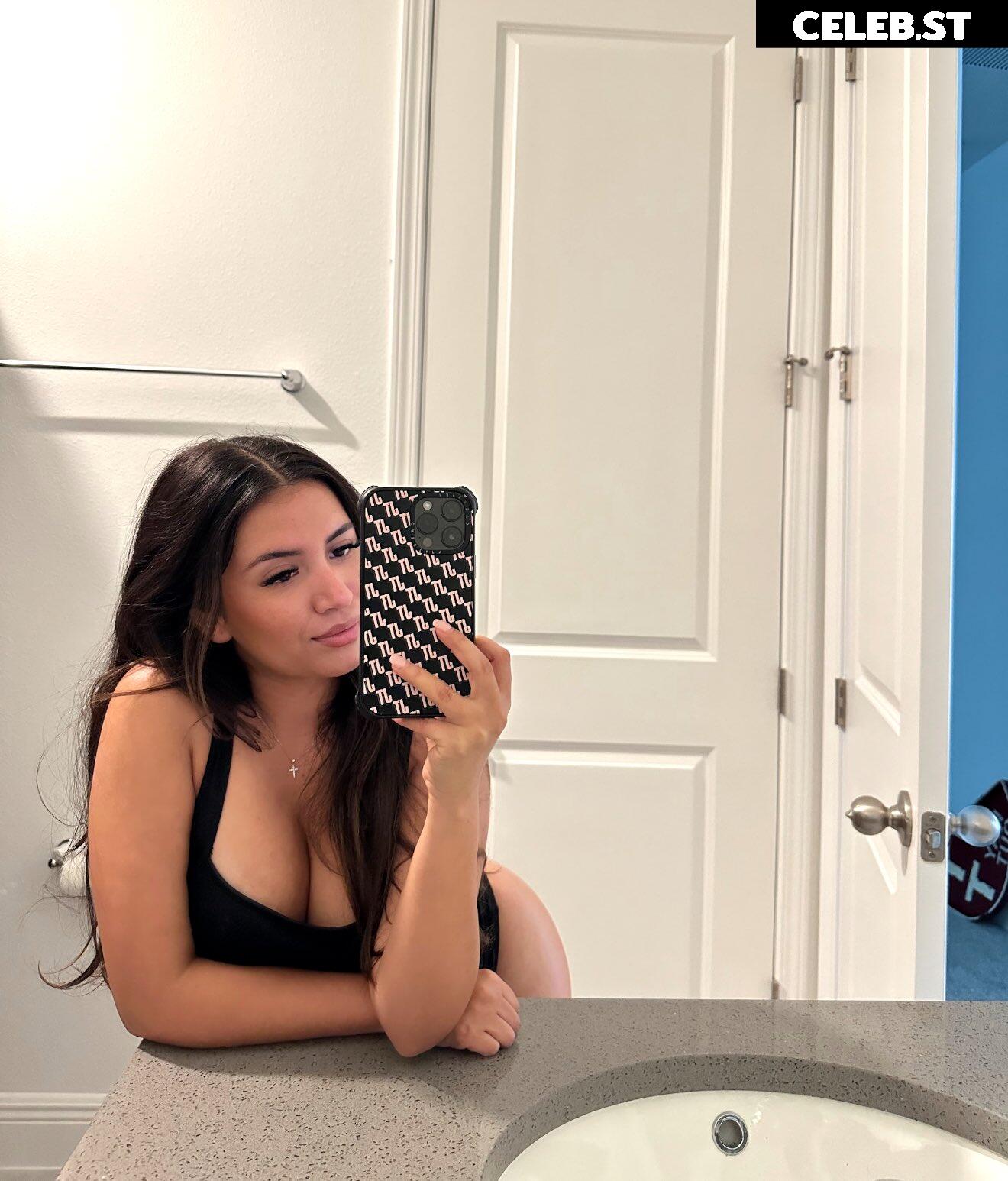 Janexy Sanchez (Social Media Post) Image 3589323