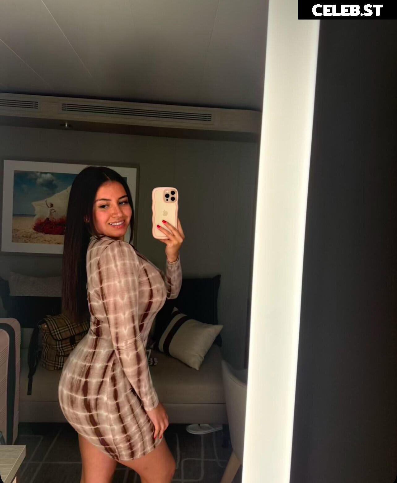 Janexy Sanchez (Social Media Post) Image 3588420