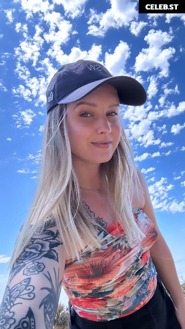 Sonja Reid aka OMGitsfirefoxx Image 3576441