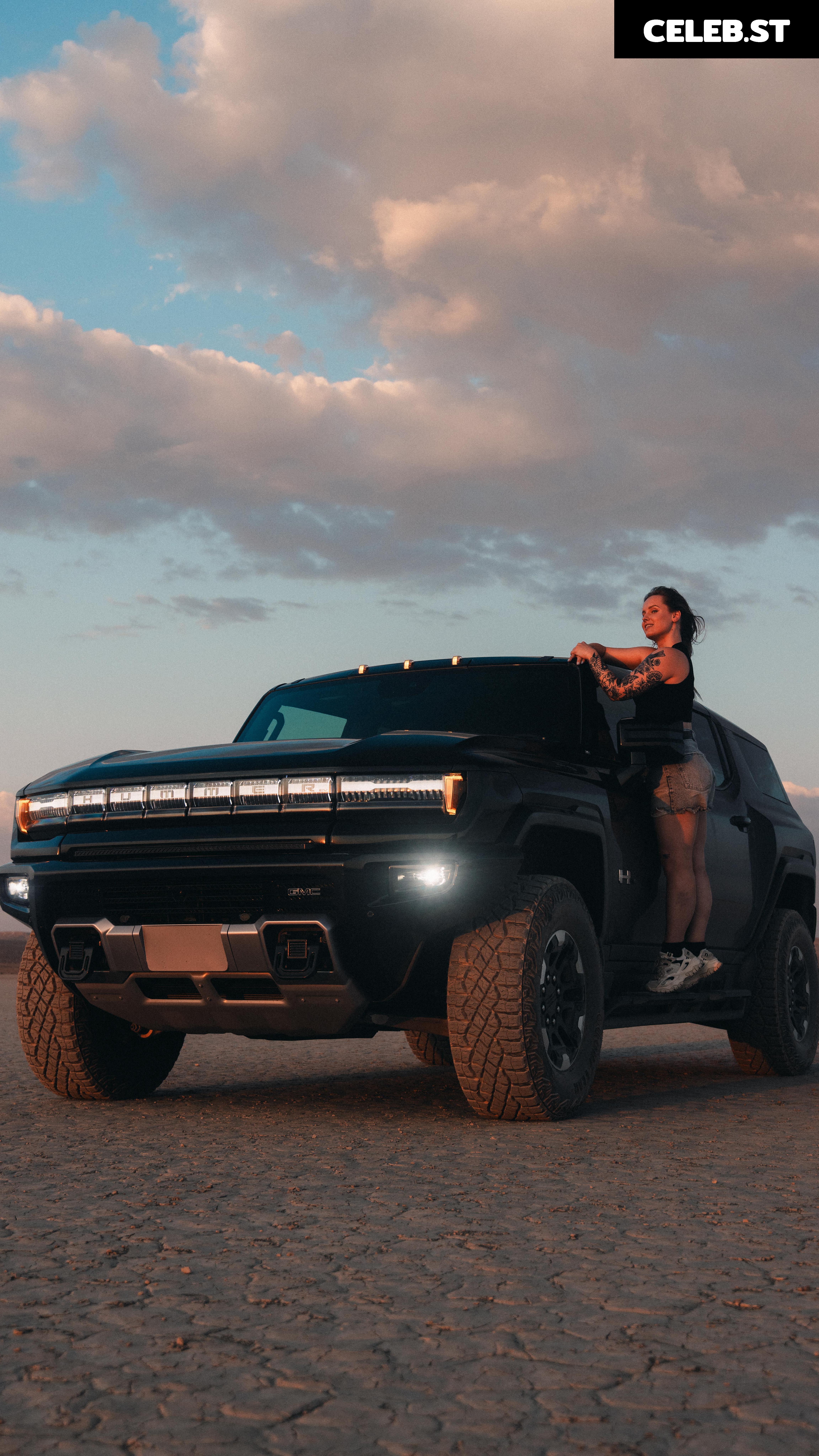 Sonja Reid aka OMGitsfirefoxx Image 3576972