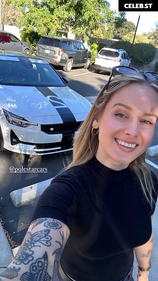 Sonja Reid aka OMGitsfirefoxx Image 3577741