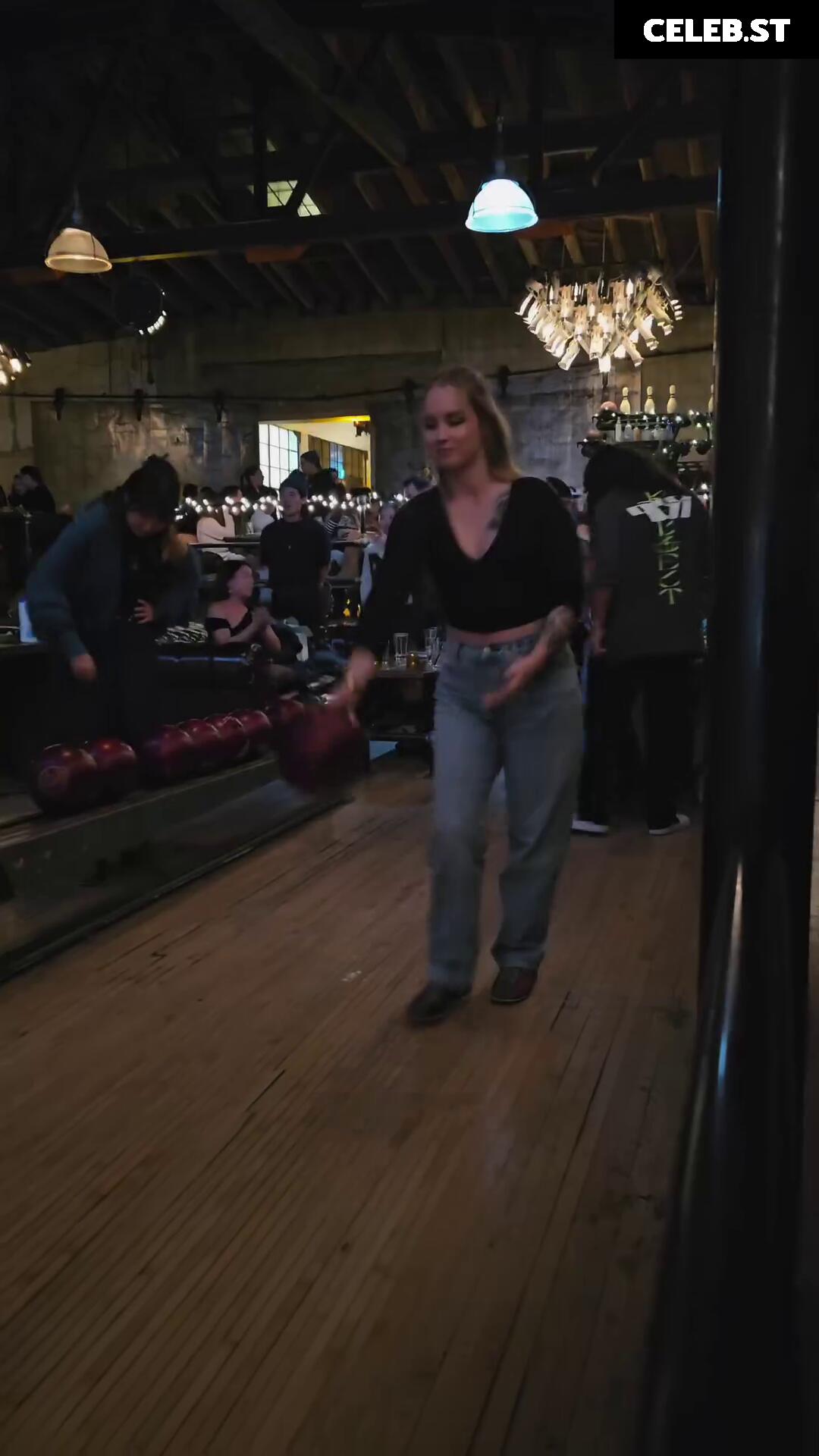 Sonja Reid aka OMGitsfirefoxx Image 3571176