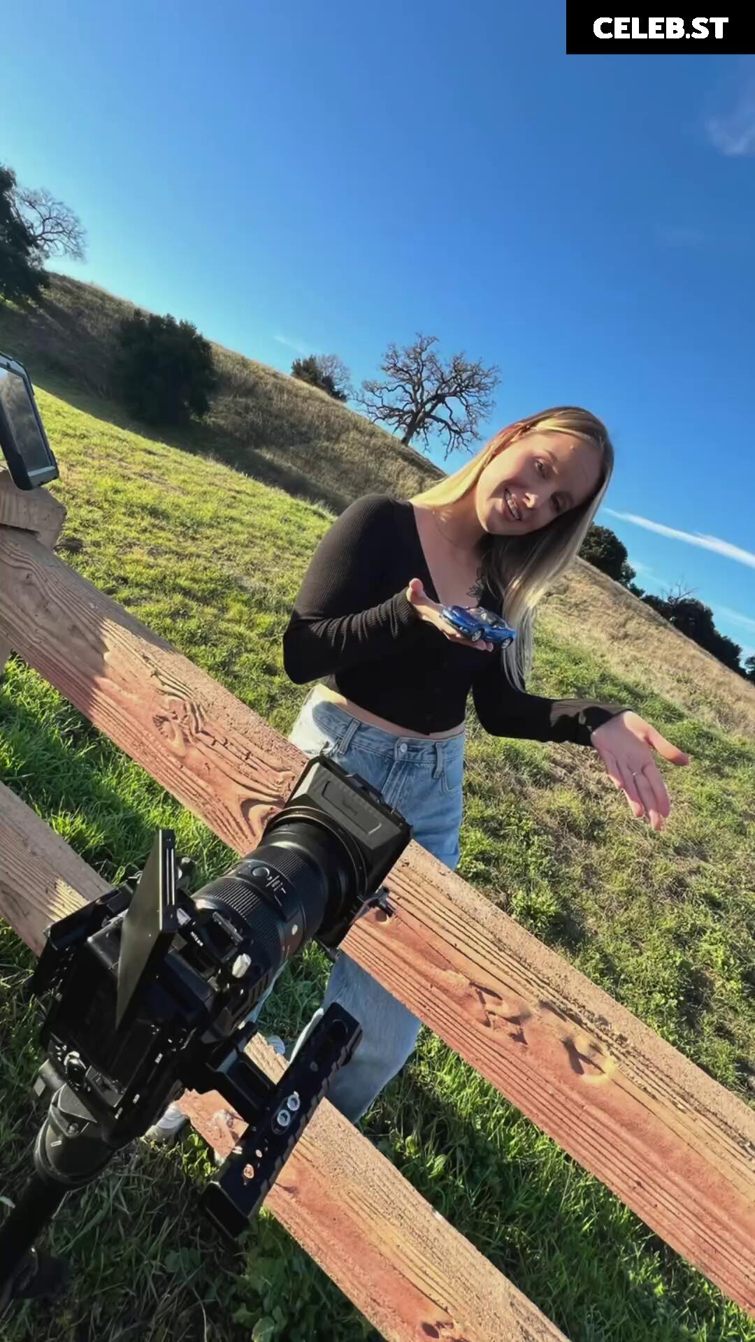 Sonja Reid aka OMGitsfirefoxx Image 3571125