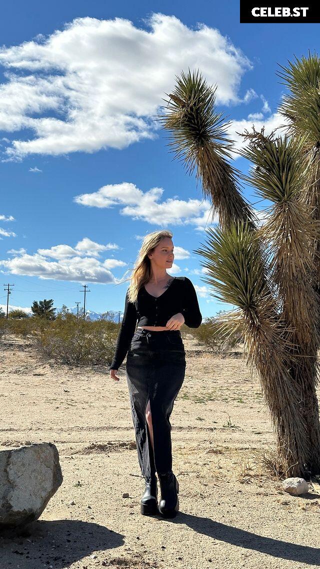 Sonja Reid aka OMGitsfirefoxx Image 3572856