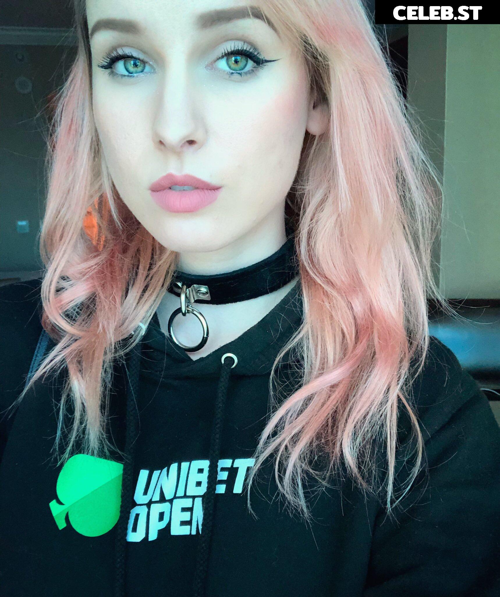 Sonja Reid aka OMGitsfirefoxx Image 3572293