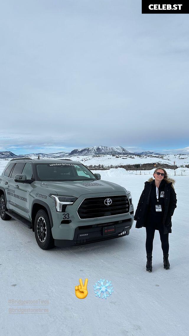 Sonja Reid aka OMGitsfirefoxx Image 3572285