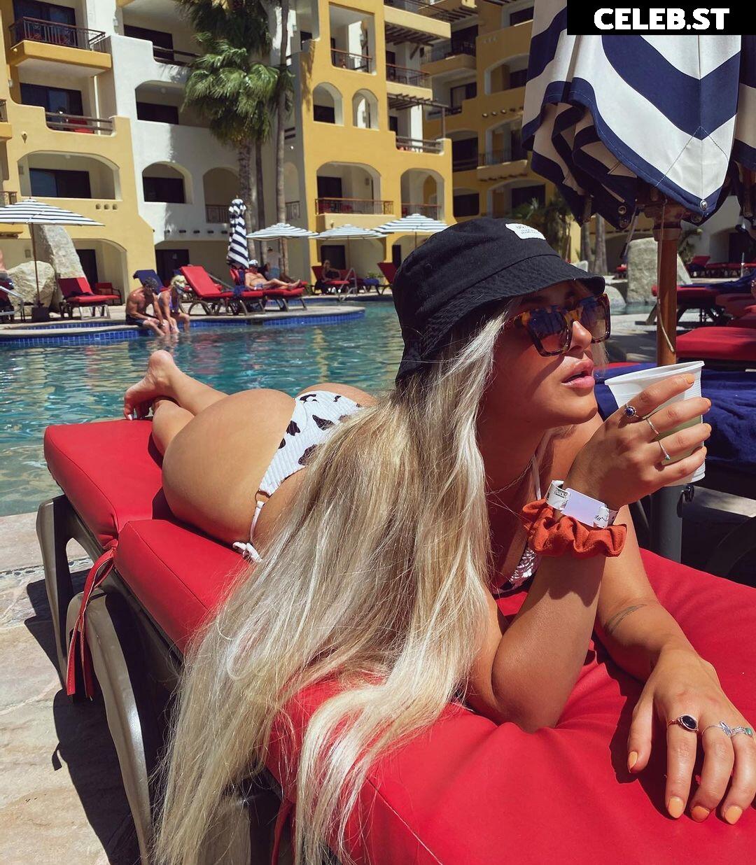 taylortomasello/queentaytayy Image 3572902