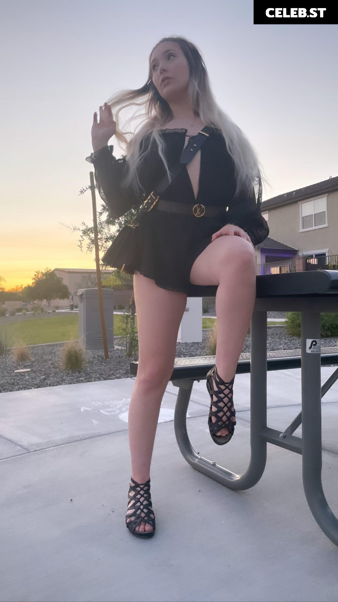 Jenna / KittyCatJenna Image 357358