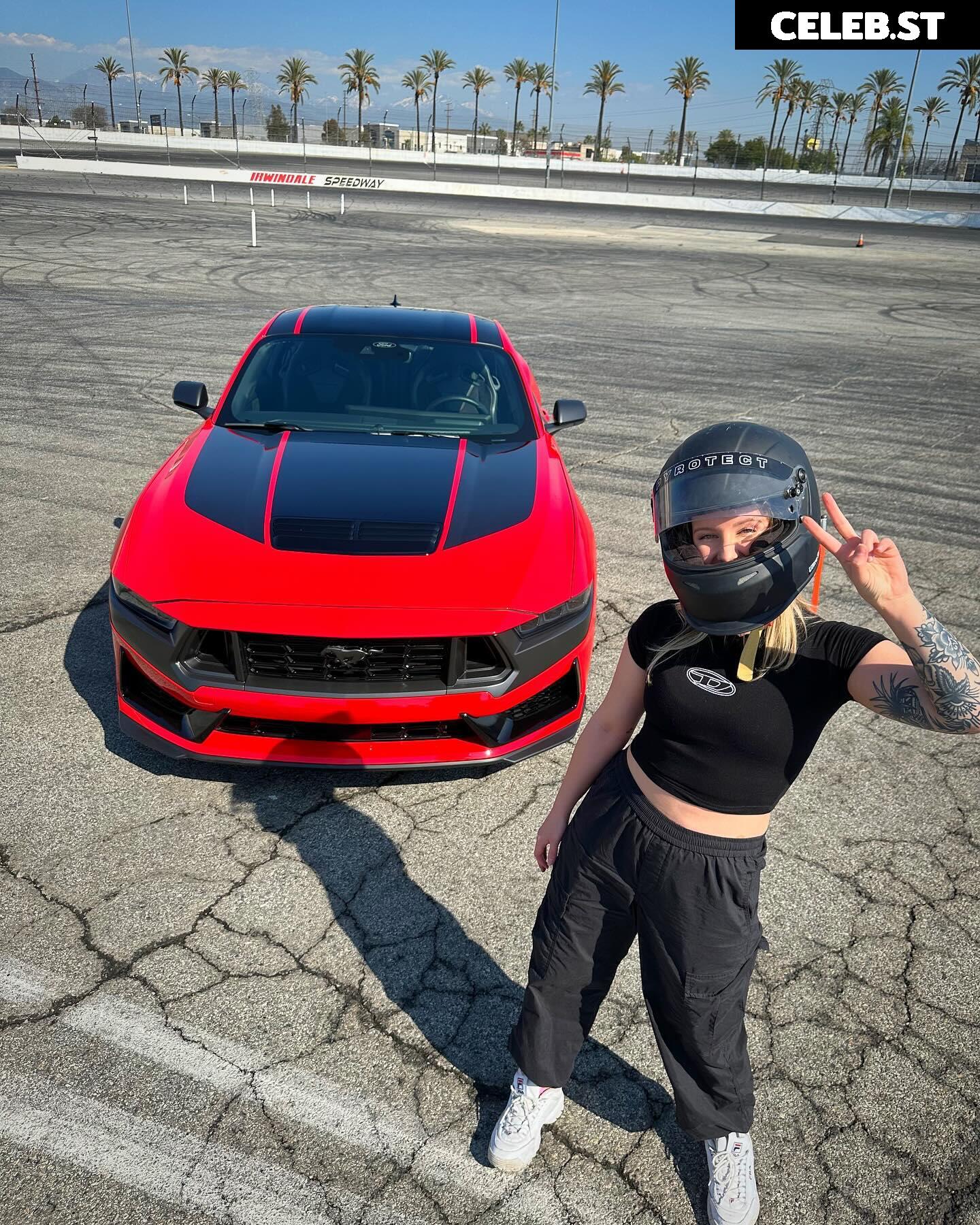 Sonja Reid aka OMGitsfirefoxx Image 3573517