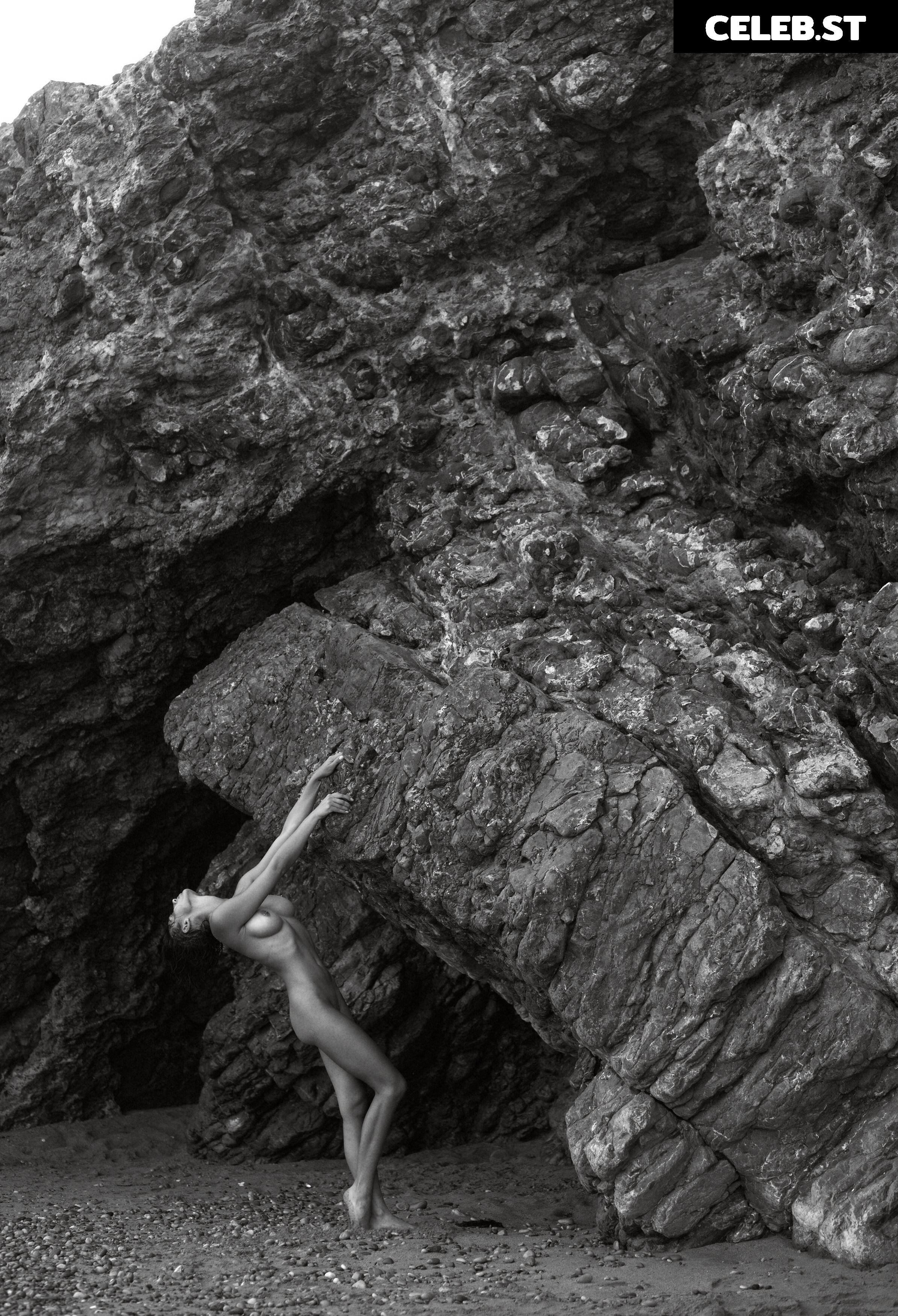 Yuna Pashkova Image 3579854