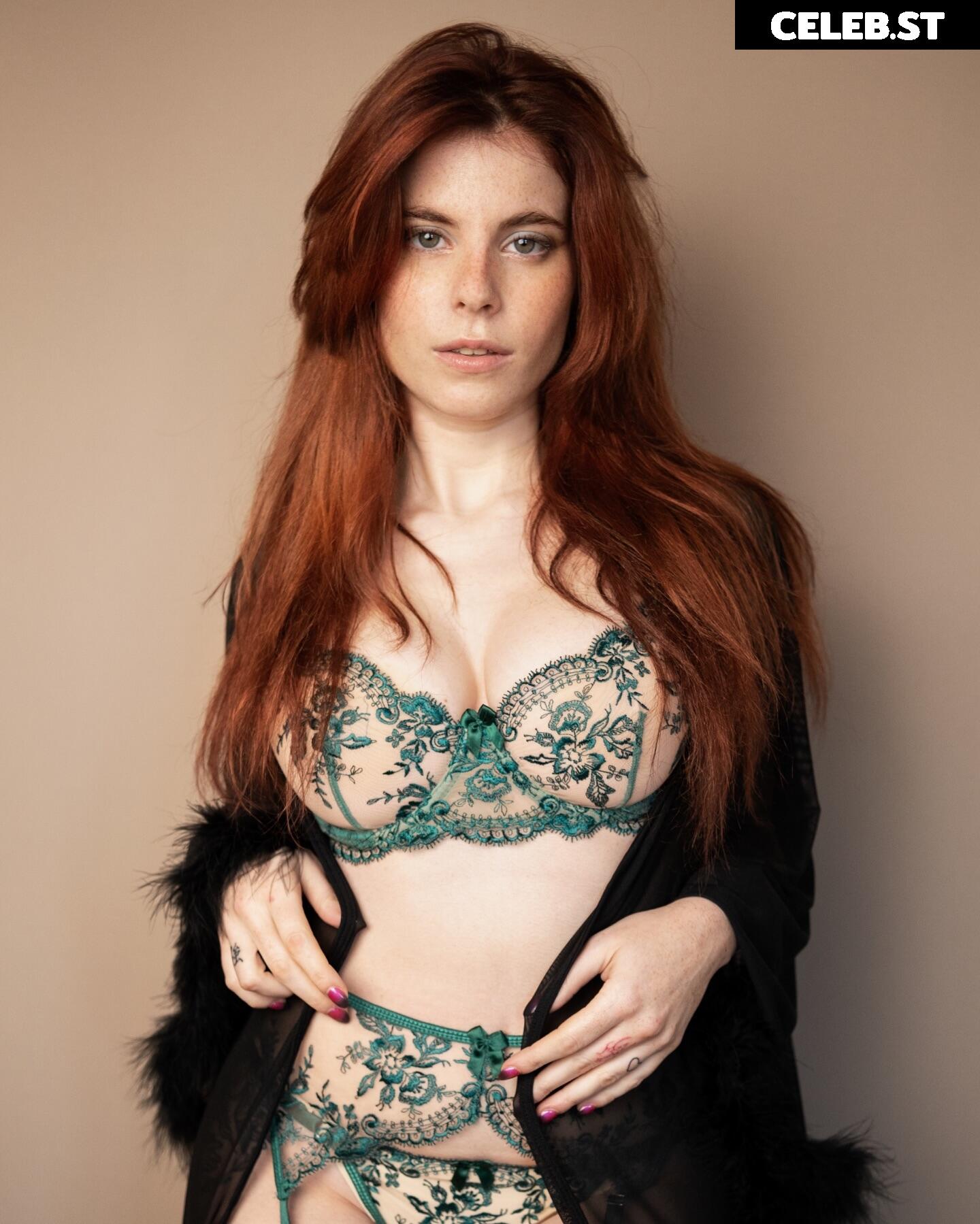 Lucilla Materazzi / Lucilla Jiggly Image 3579472