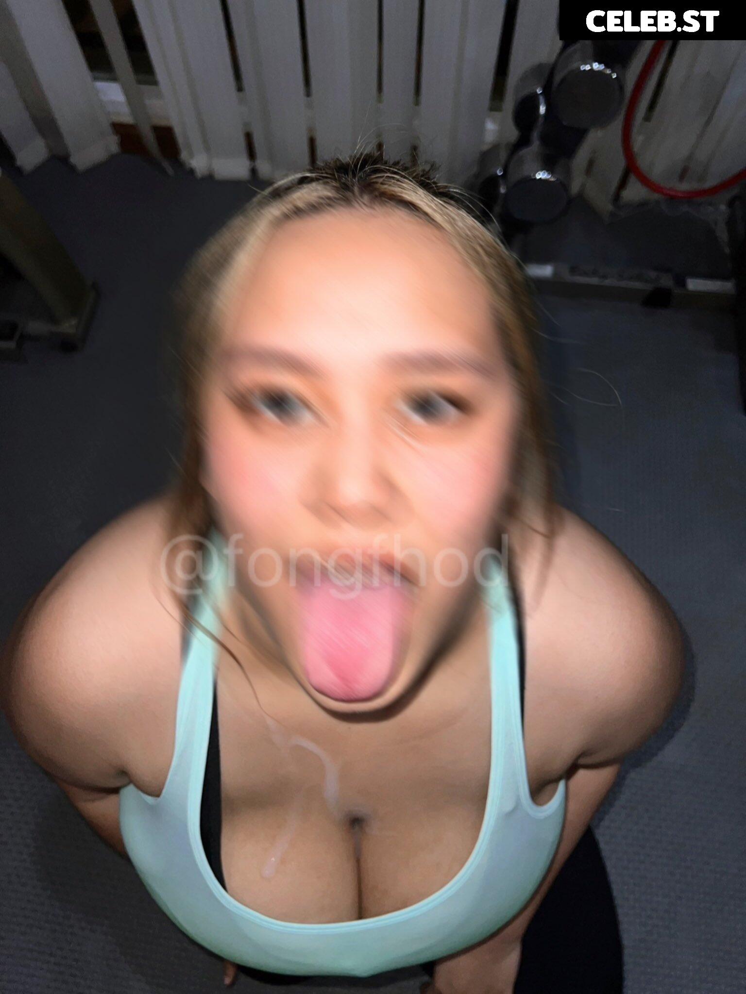 fhong_fionax / Chayada Dulyasatien (Busty Thai Model) Image 3579012