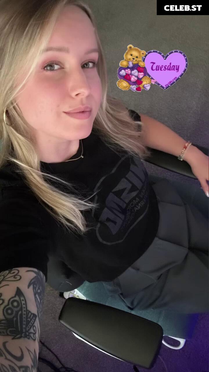 Sonja Reid aka OMGitsfirefoxx Image 3579364