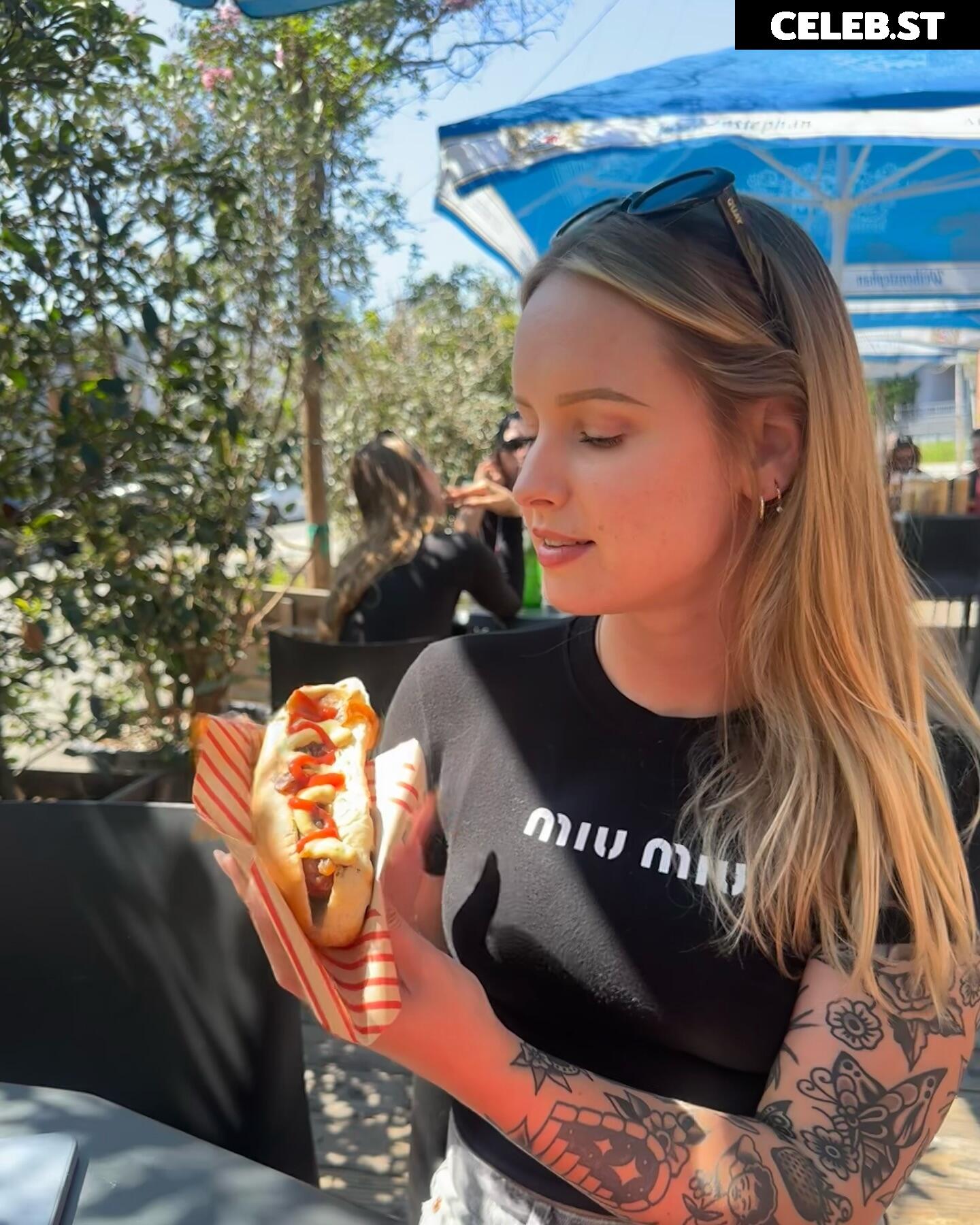 Sonja Reid aka OMGitsfirefoxx Image 3579979