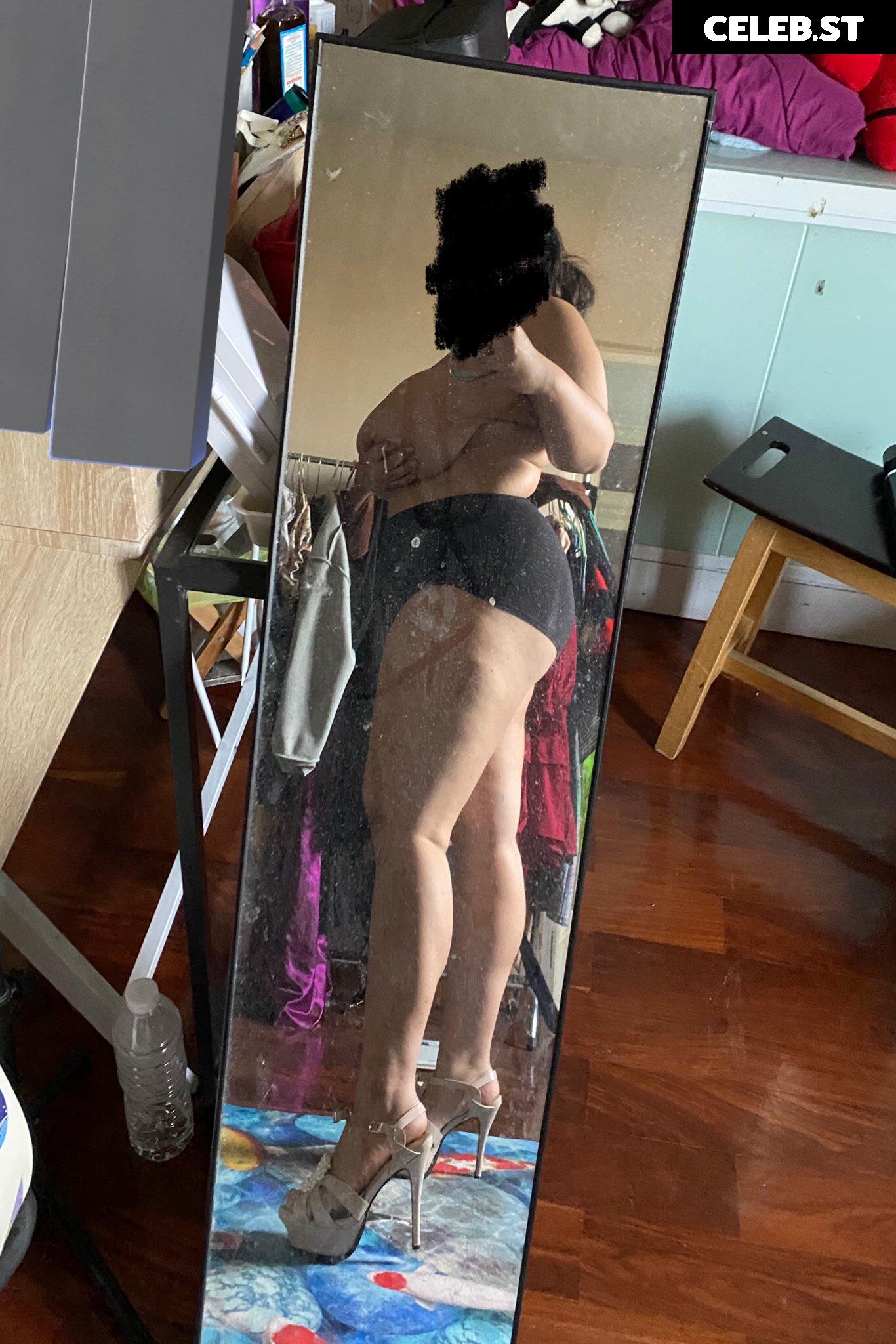 fhong_fionax / Chayada Dulyasatien (Busty Thai Model) Image 3578460