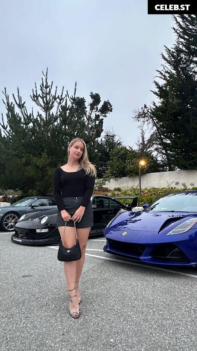 Sonja Reid aka OMGitsfirefoxx Image 3578025