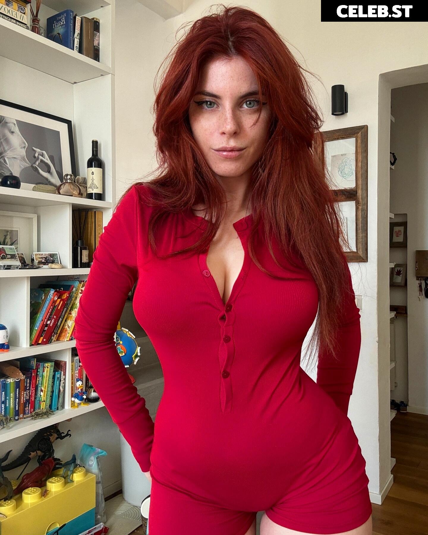 Lucilla Materazzi / Lucilla Jiggly Image 3578278