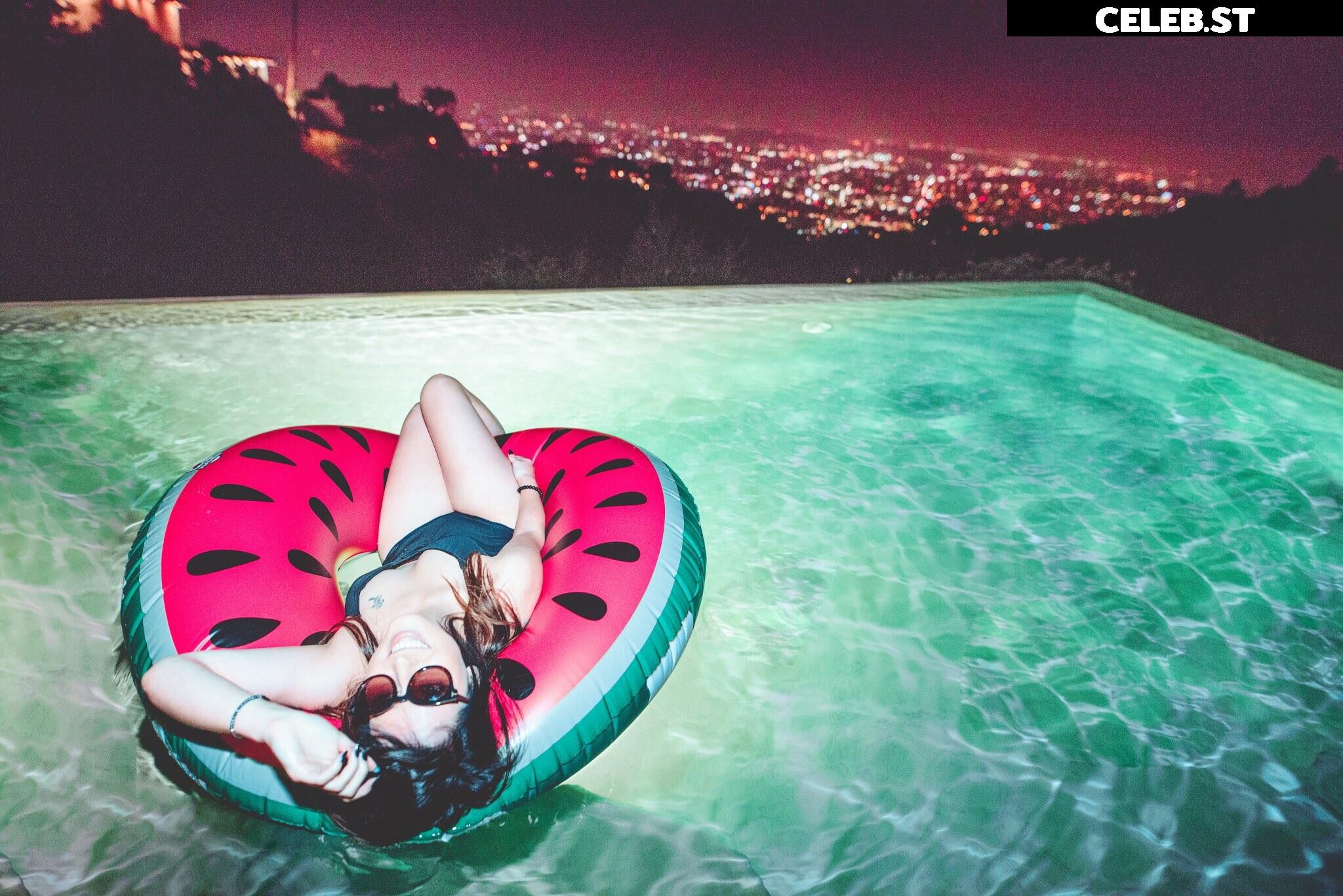 Sonja Reid aka OMGitsfirefoxx Image 3578991