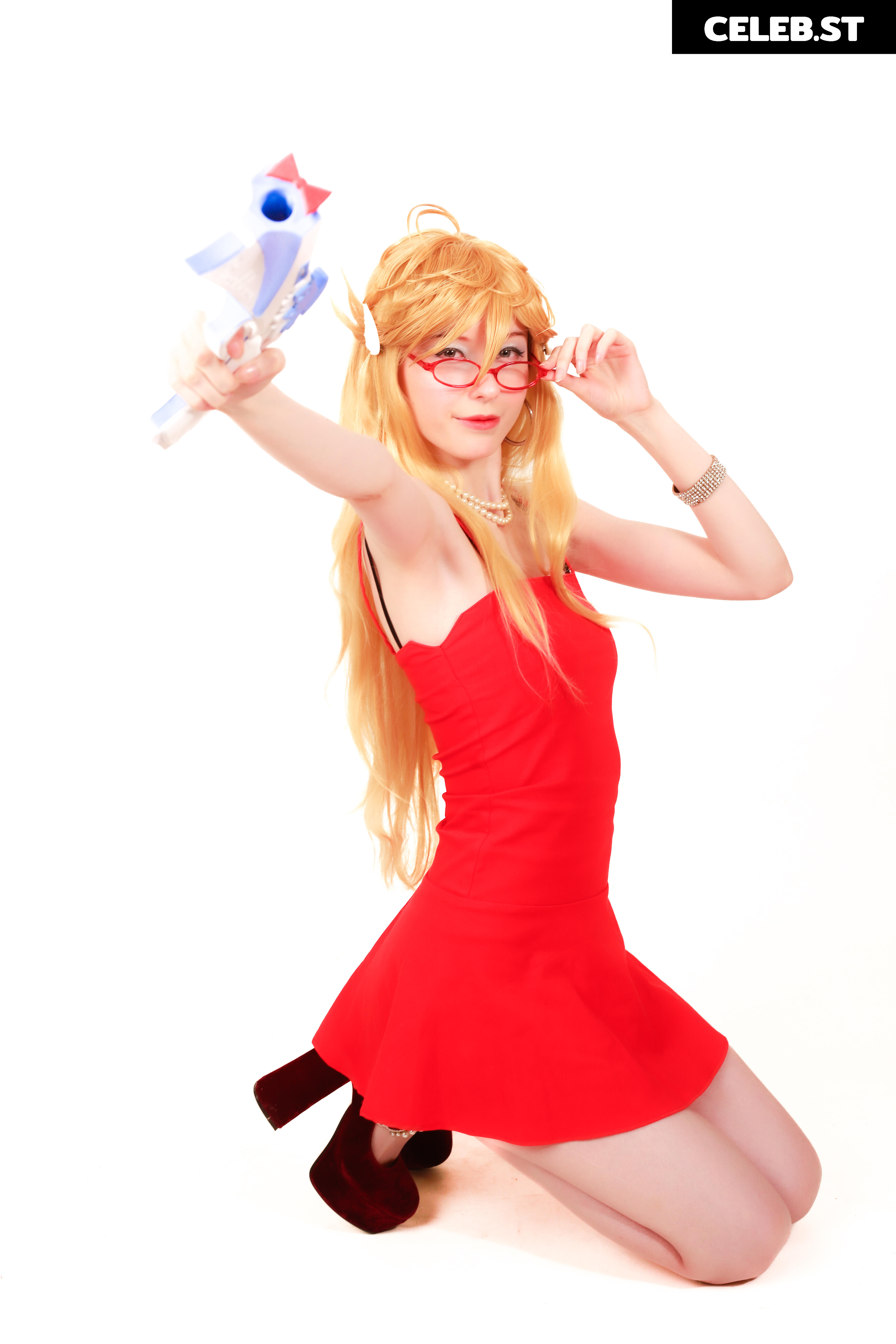 Kiki Glitter Cosplay Image 3566706