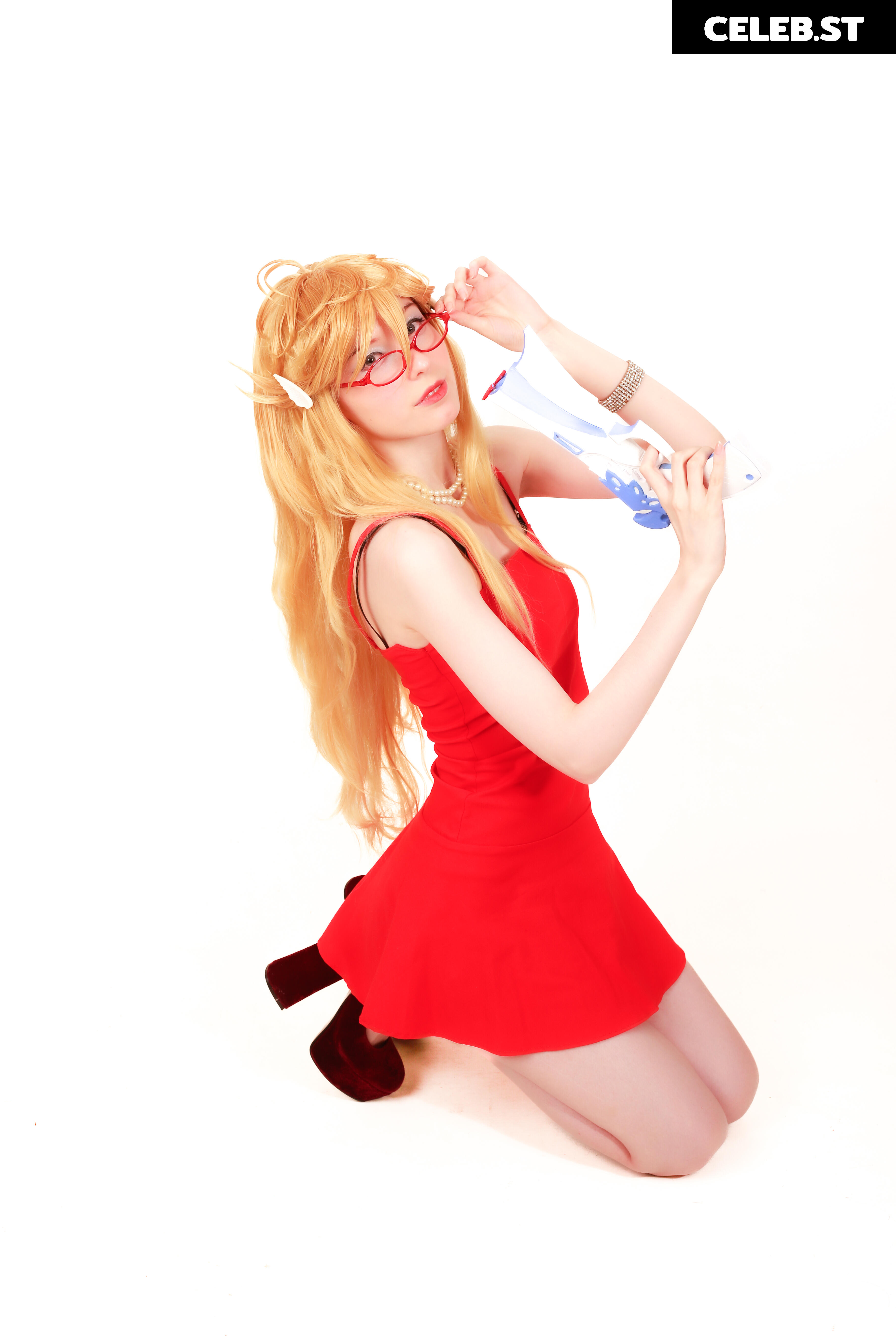 Kiki Glitter Cosplay Image 3566686