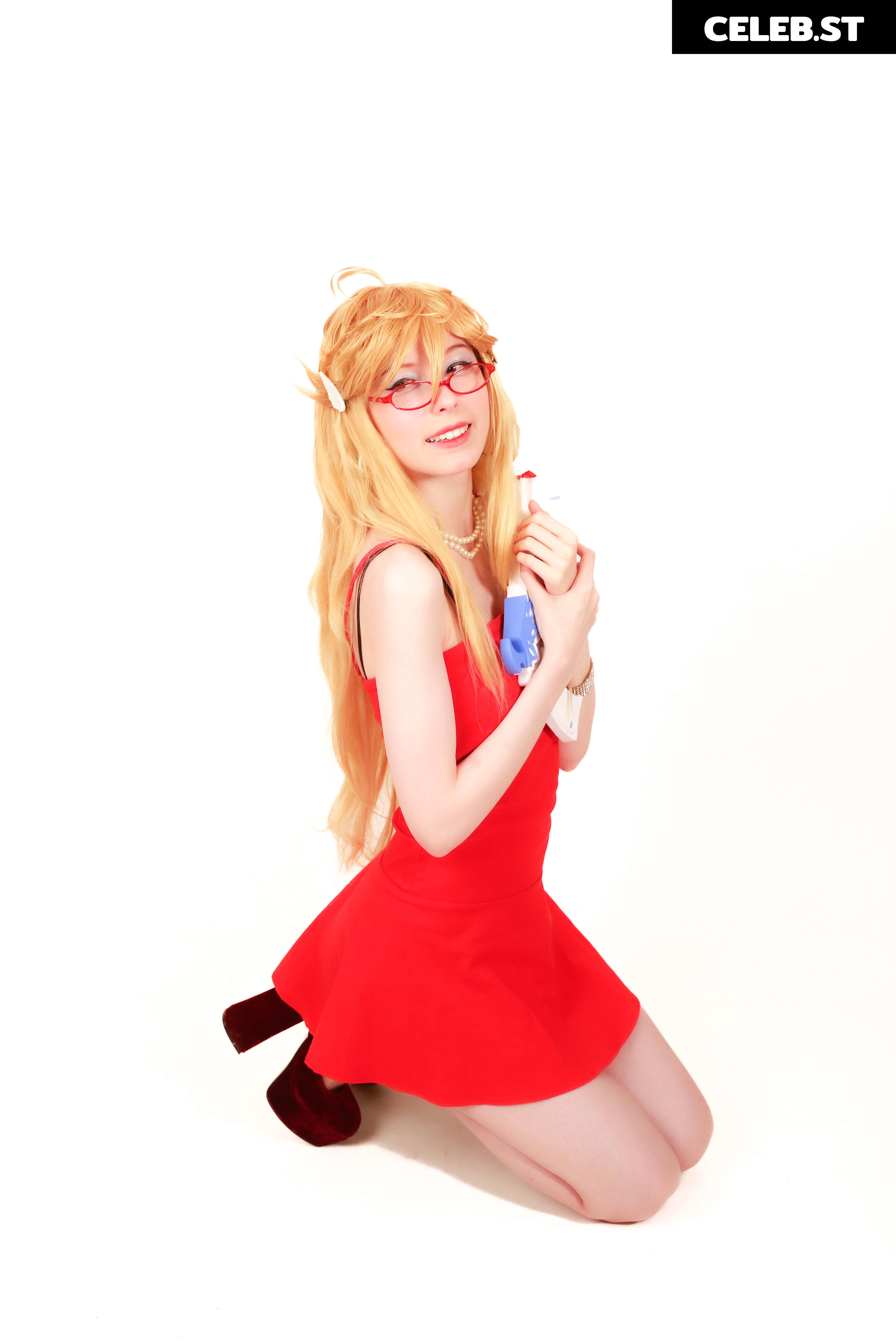 Kiki Glitter Cosplay Image 3566657