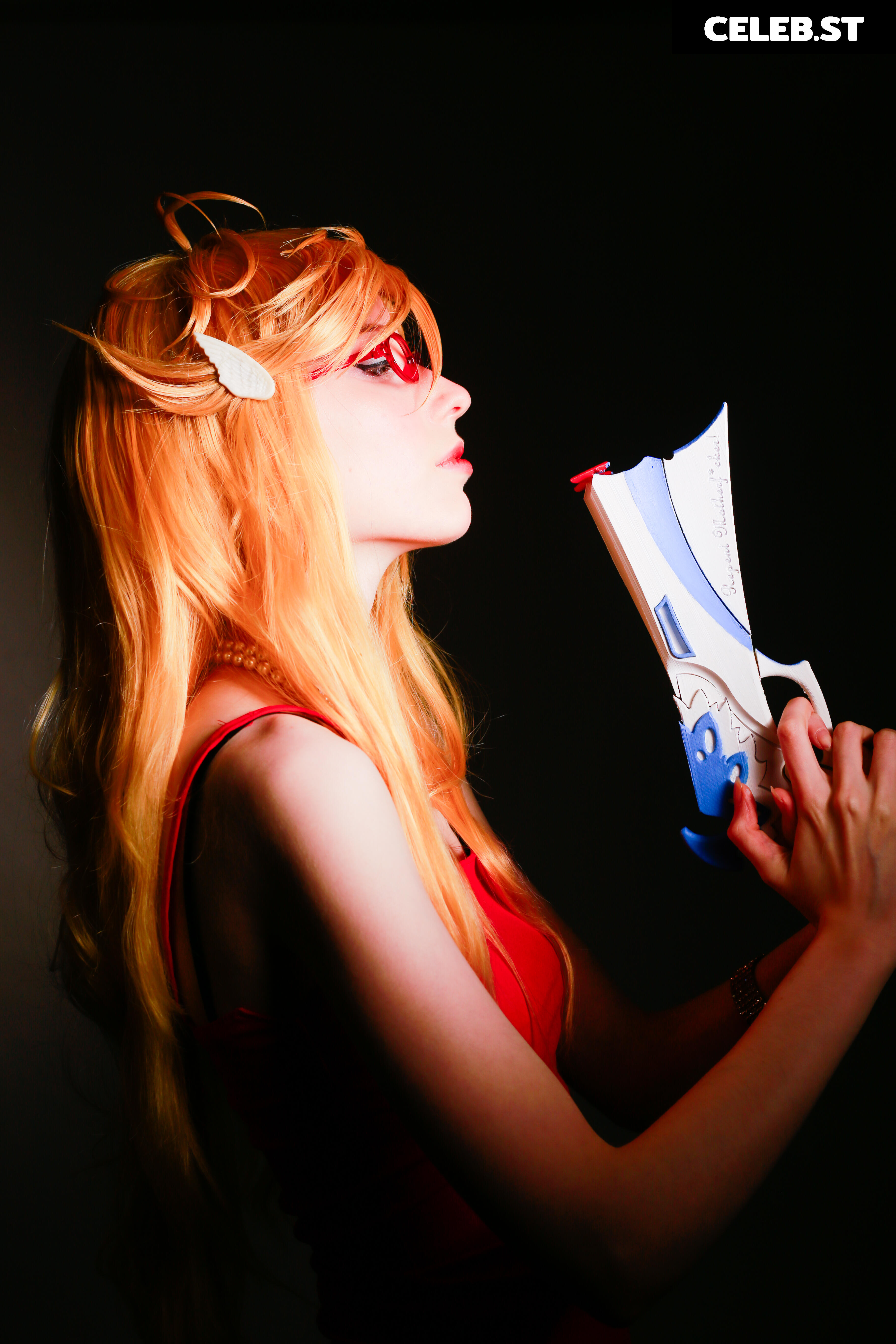 Kiki Glitter Cosplay Image 3566990