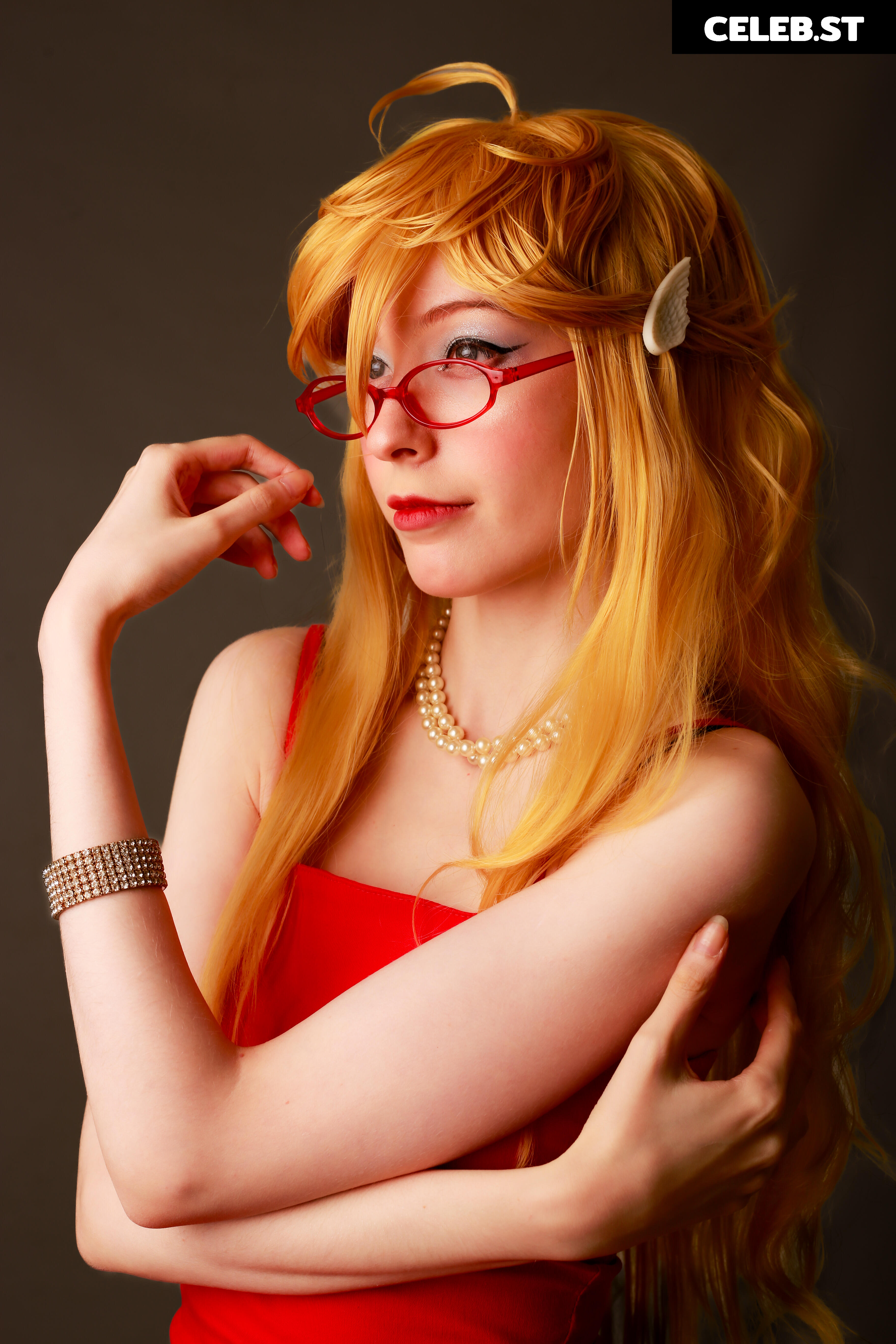 Kiki Glitter Cosplay Image 3567862