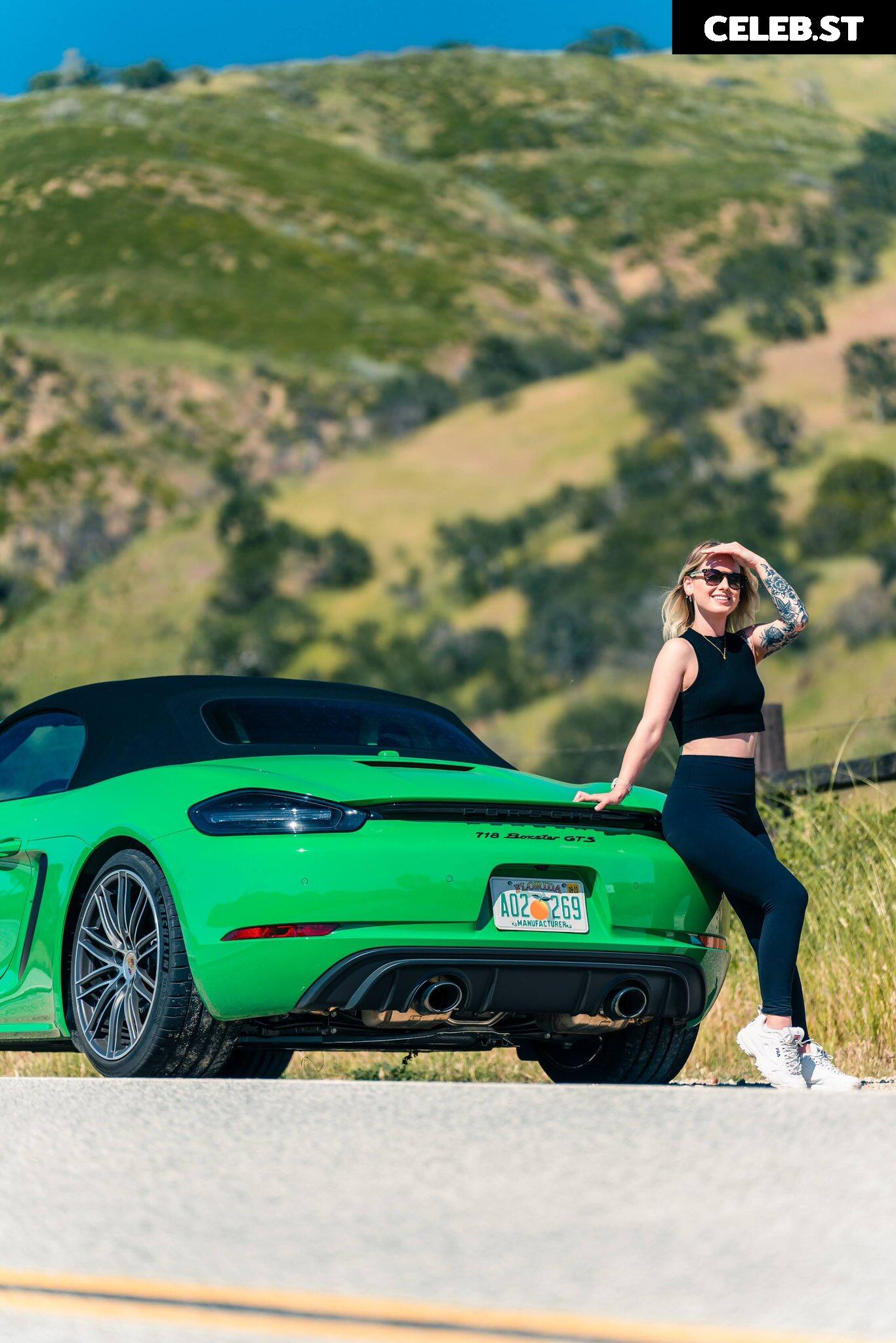 Sonja Reid aka OMGitsfirefoxx Image 3564812