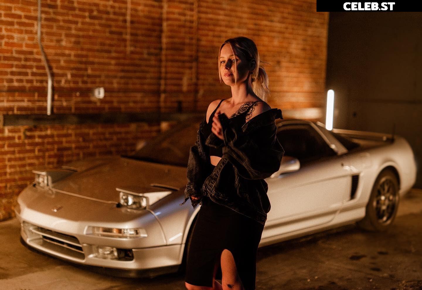 Sonja Reid aka OMGitsfirefoxx Image 3564695