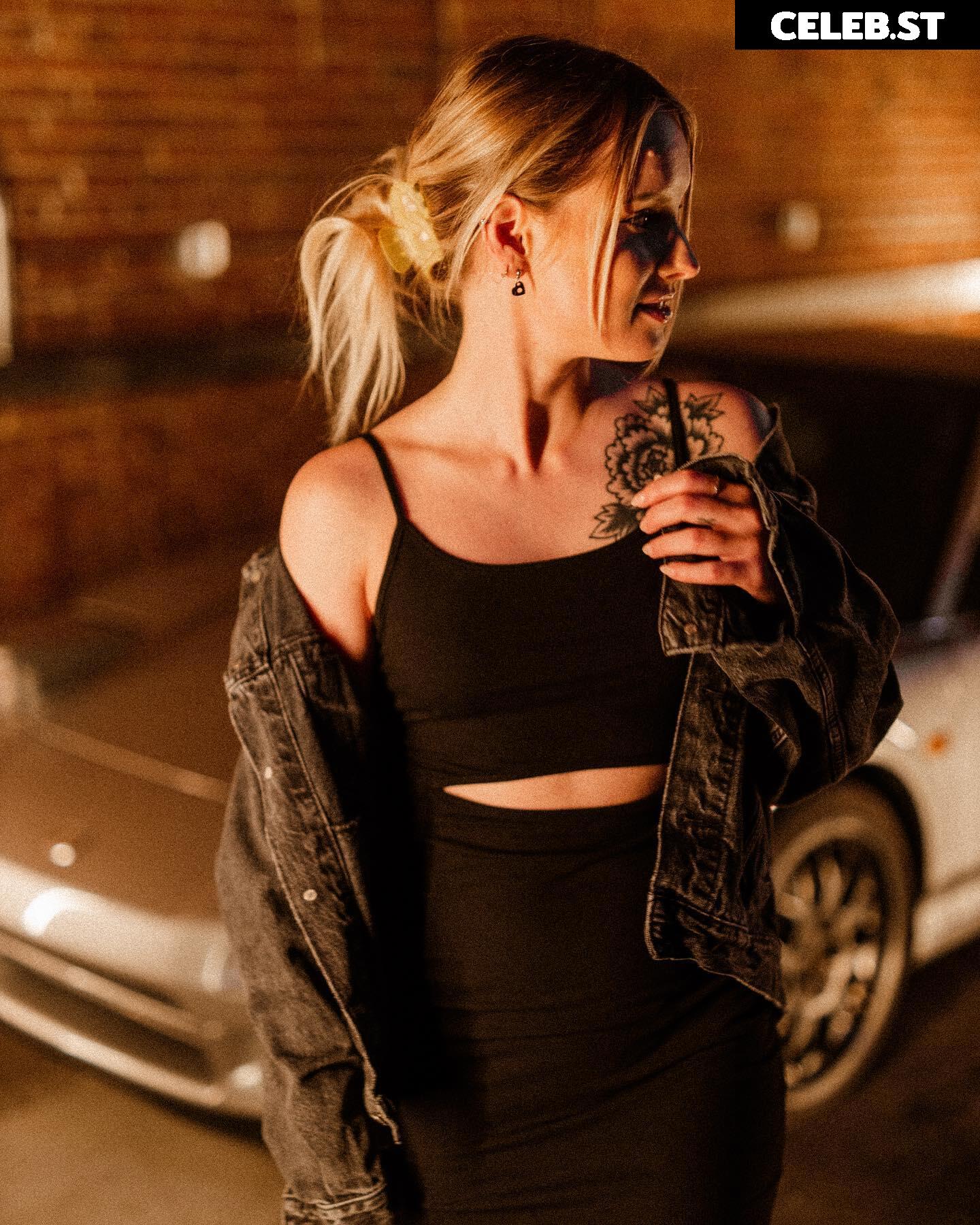 Sonja Reid aka OMGitsfirefoxx Image 3564673