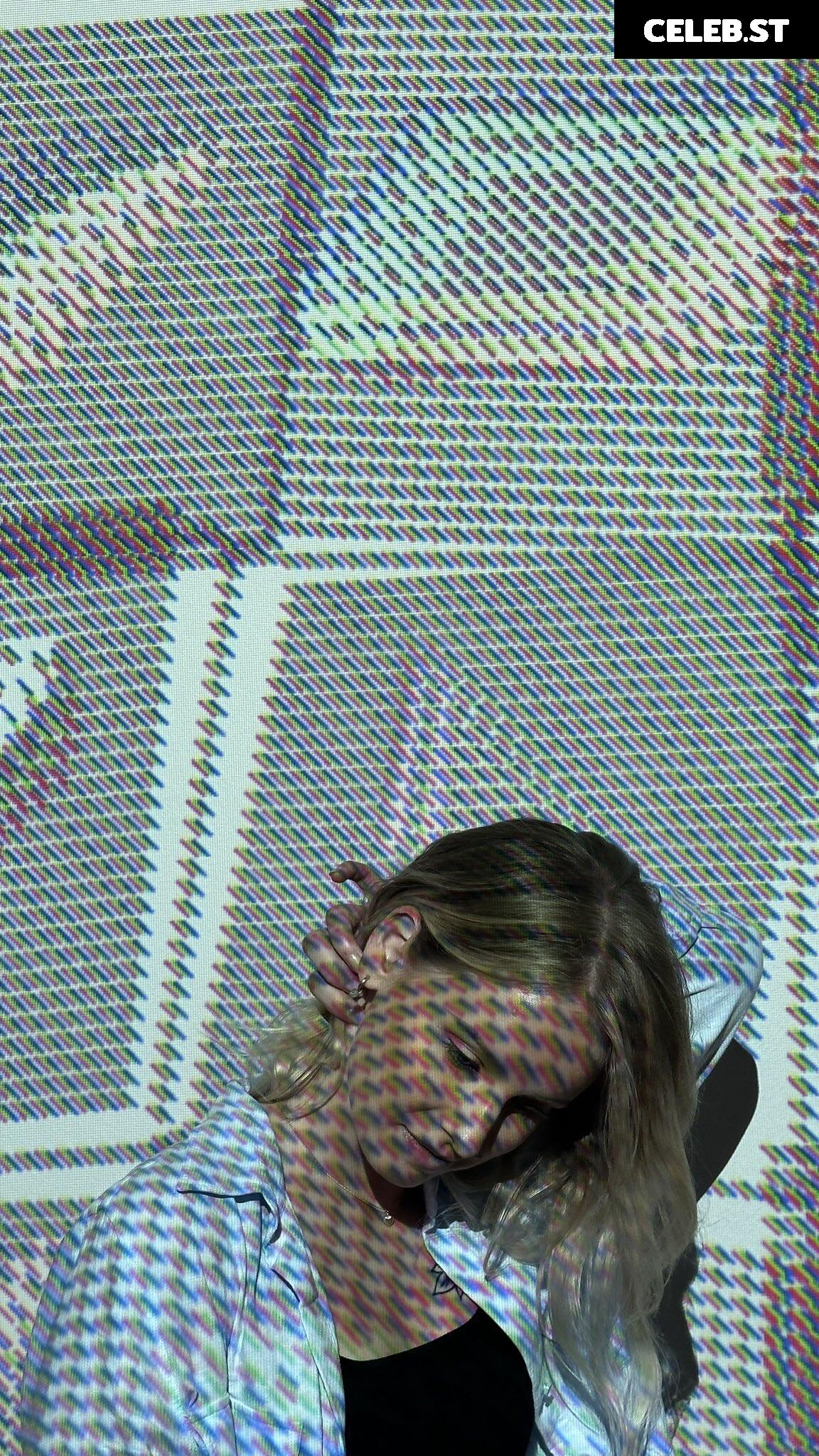 Sonja Reid aka OMGitsfirefoxx Image 3564372