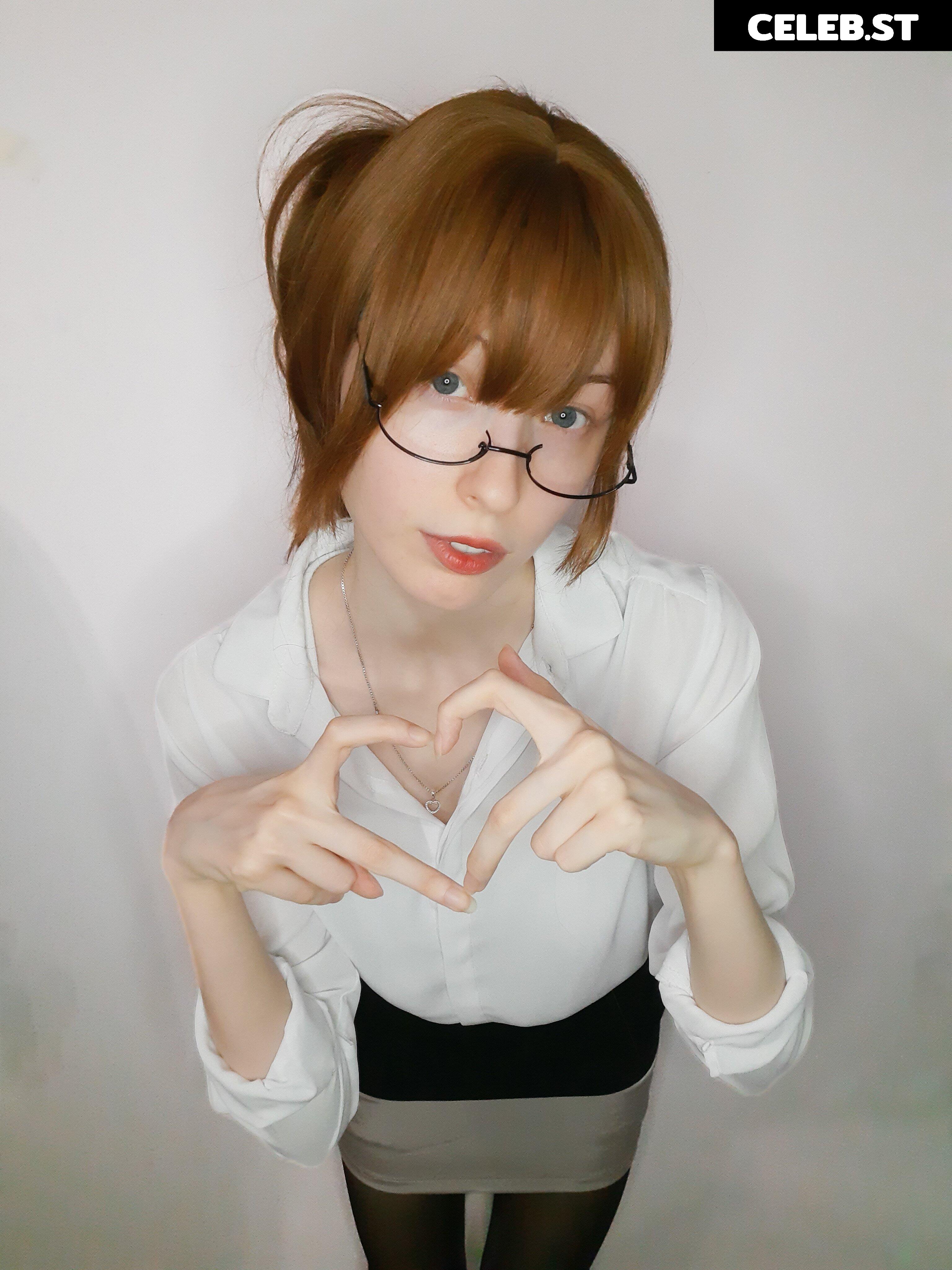 Kiki Glitter Cosplay Image 3561167