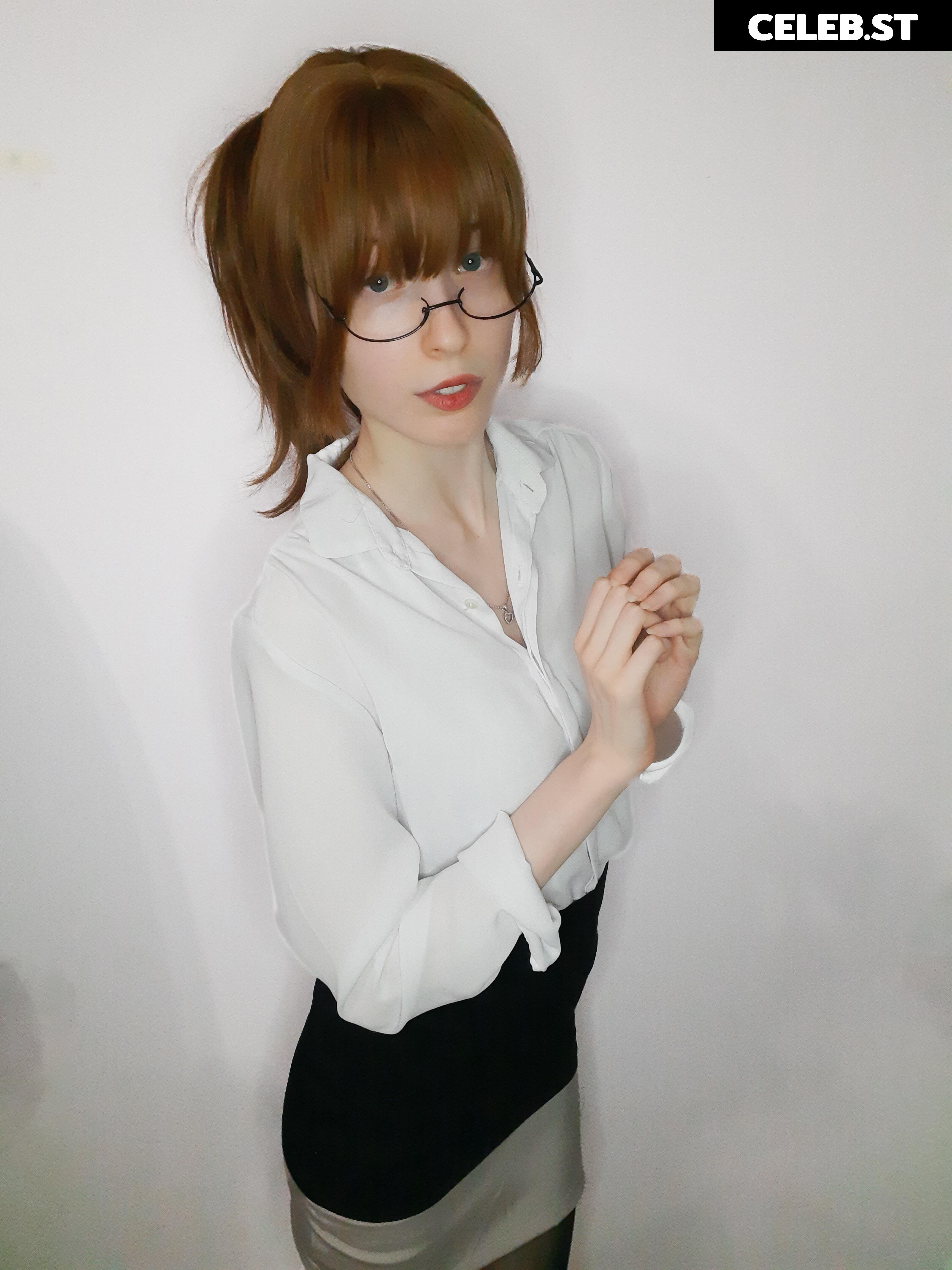 Kiki Glitter Cosplay Image 3562714