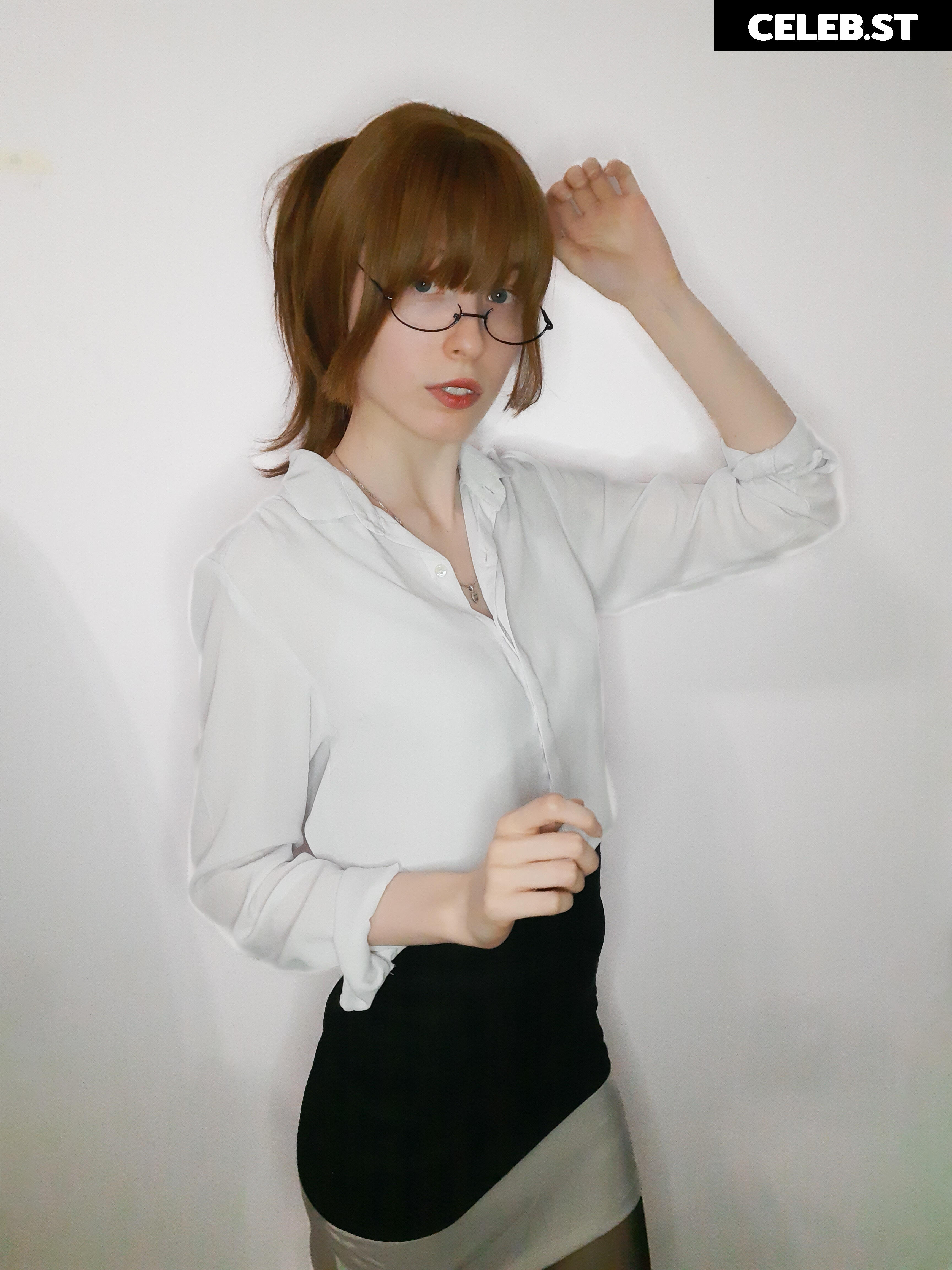 Kiki Glitter Cosplay Image 3562057