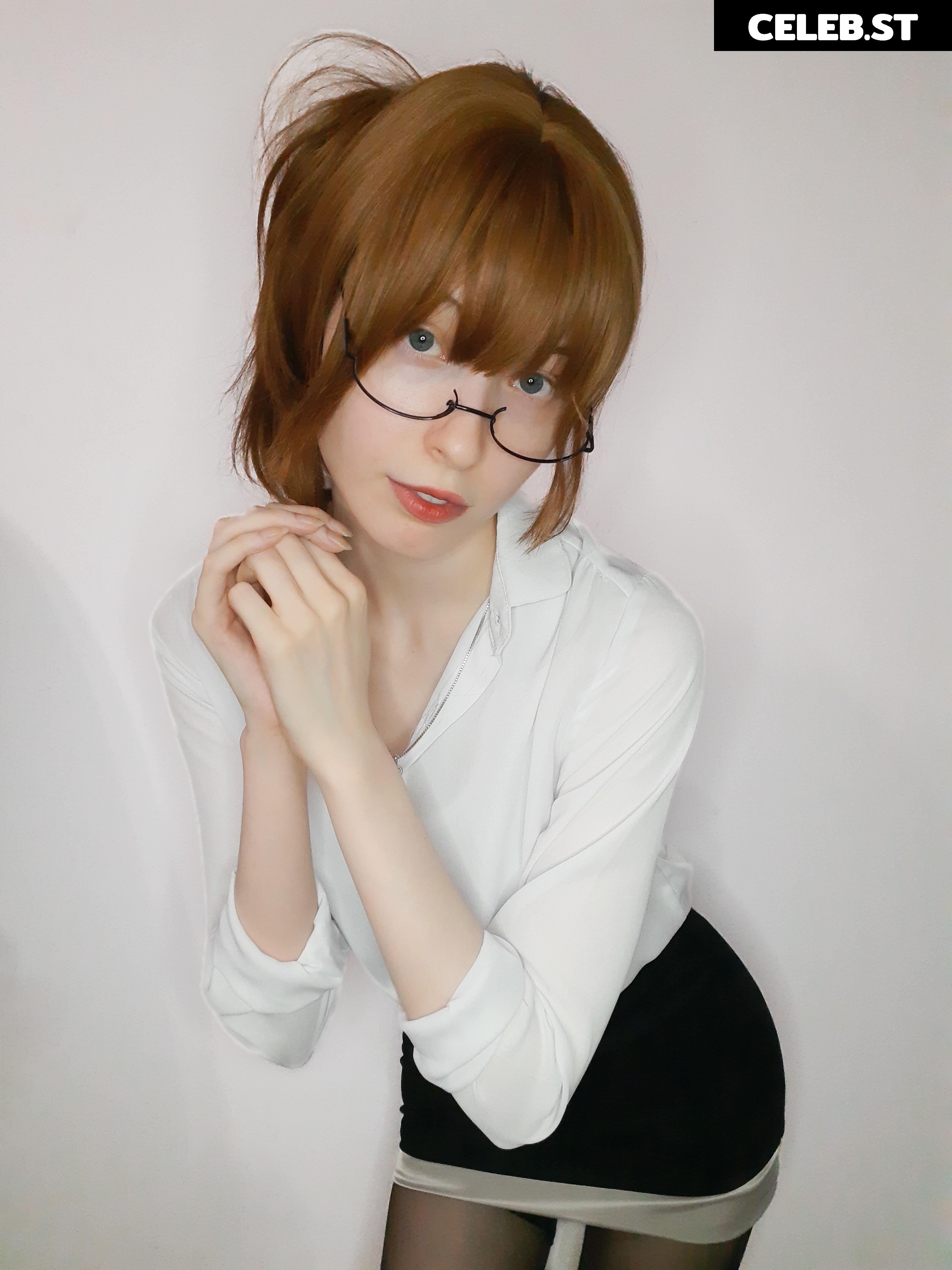 Kiki Glitter Cosplay Image 3562339