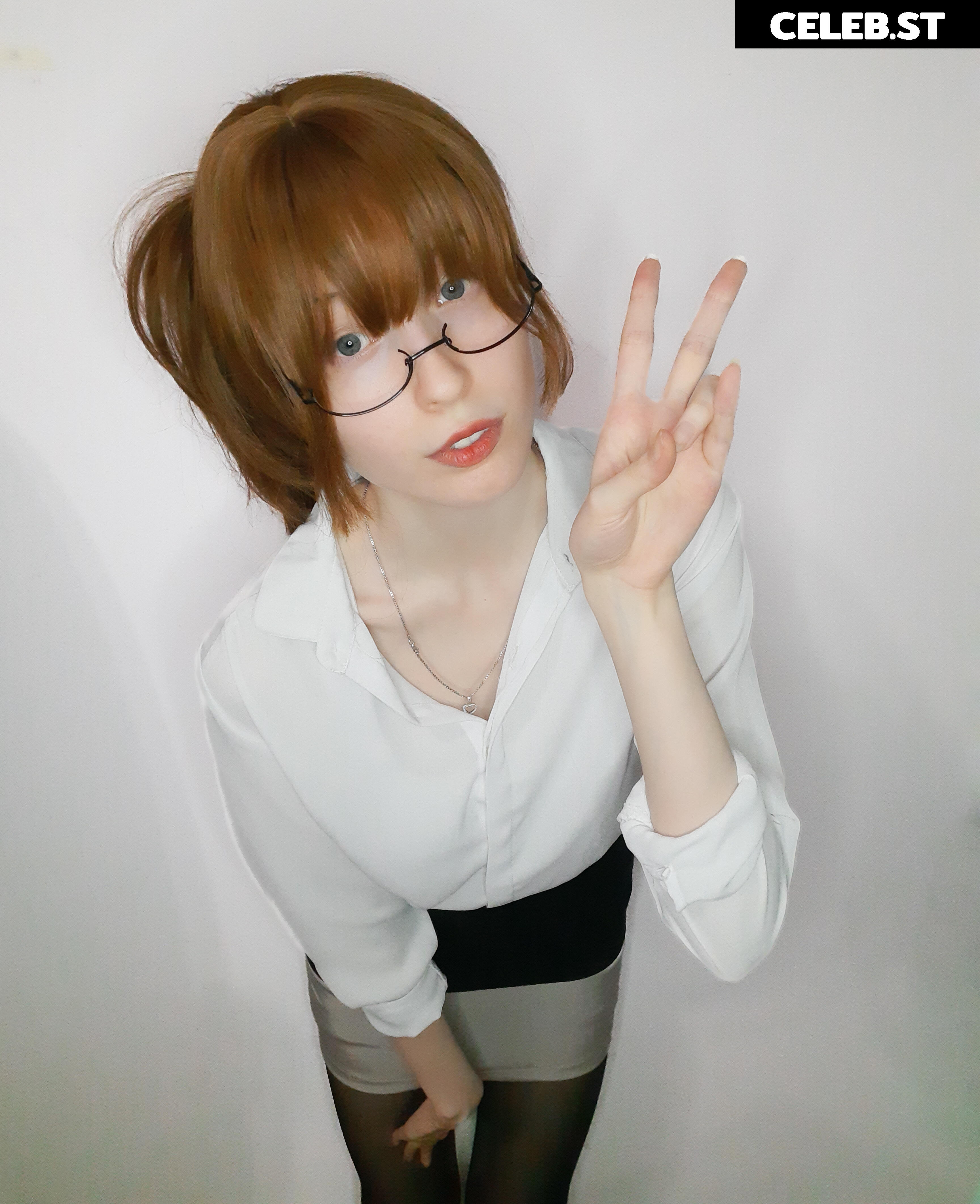 Kiki Glitter Cosplay Image 3562967