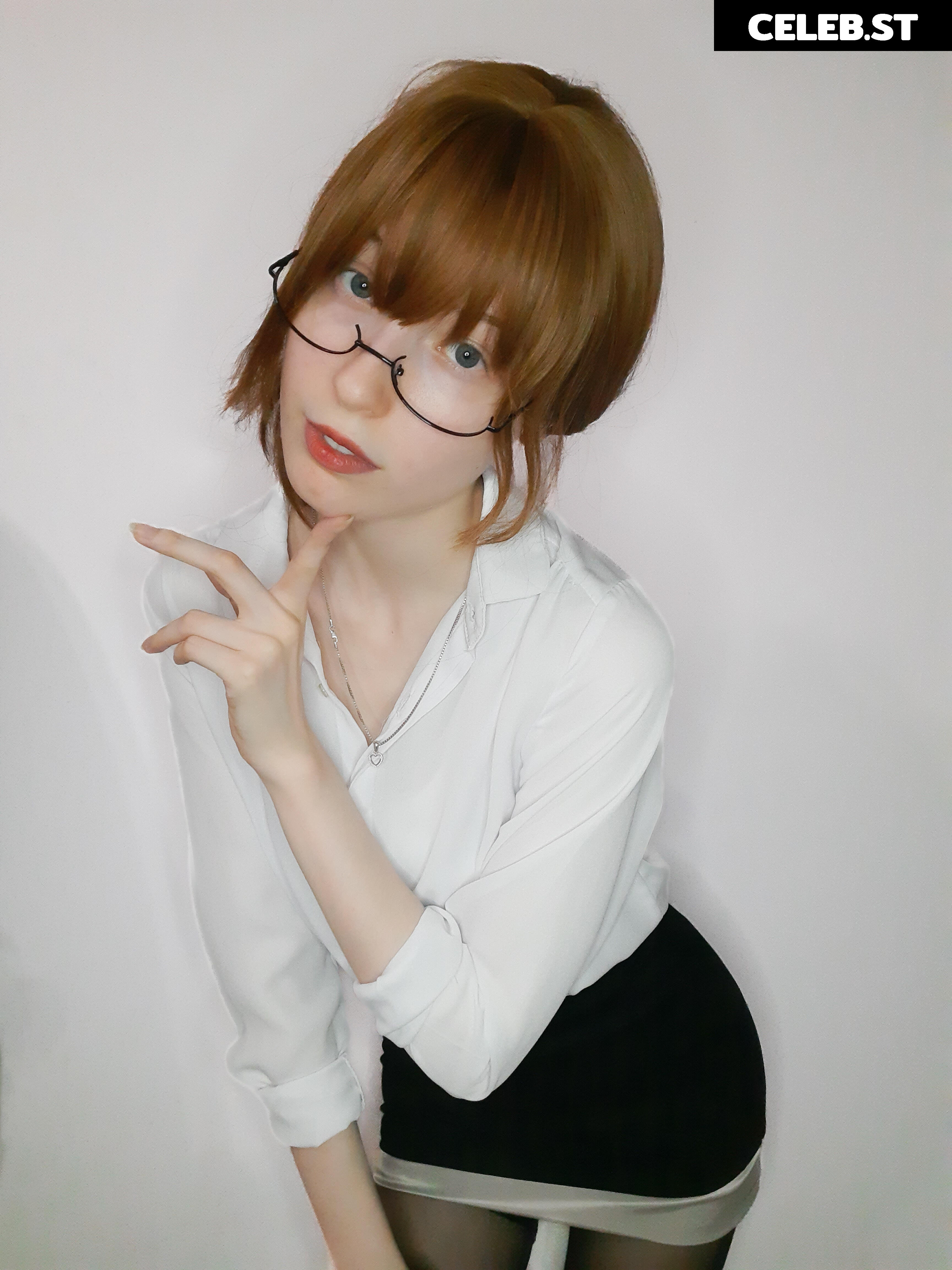 Kiki Glitter Cosplay Image 3563078