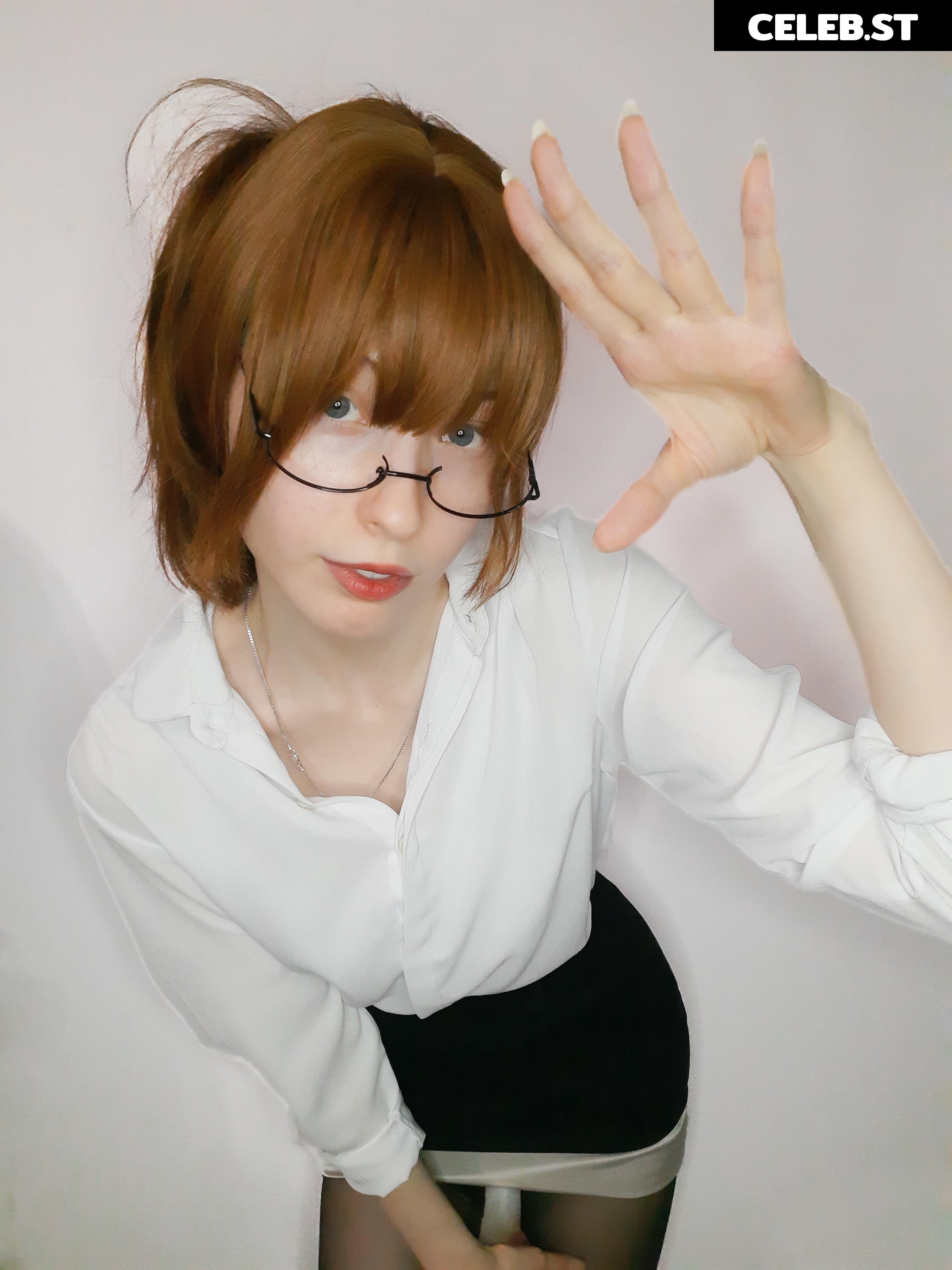 Kiki Glitter Cosplay Image 3563035