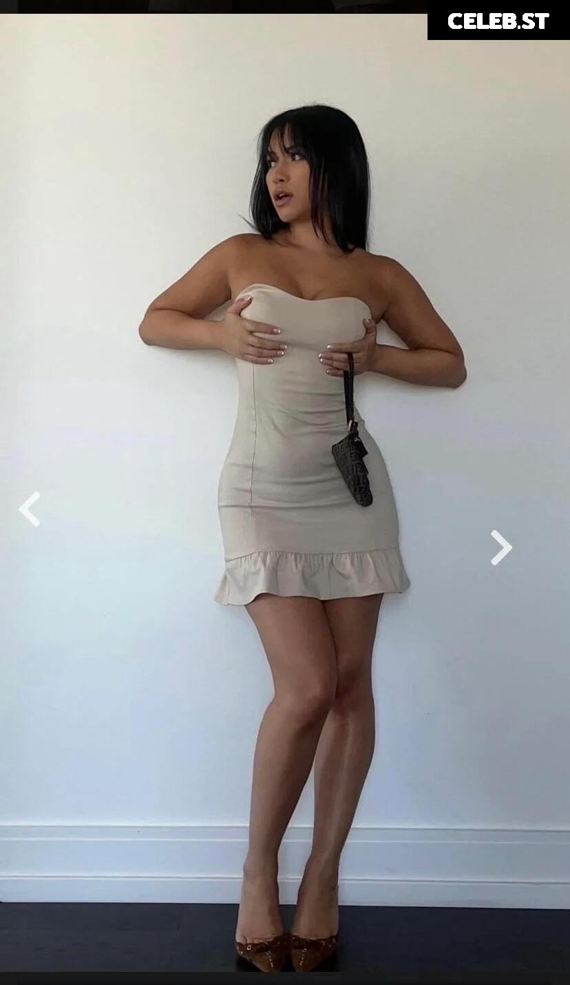 Julia Kelly Image 3563938