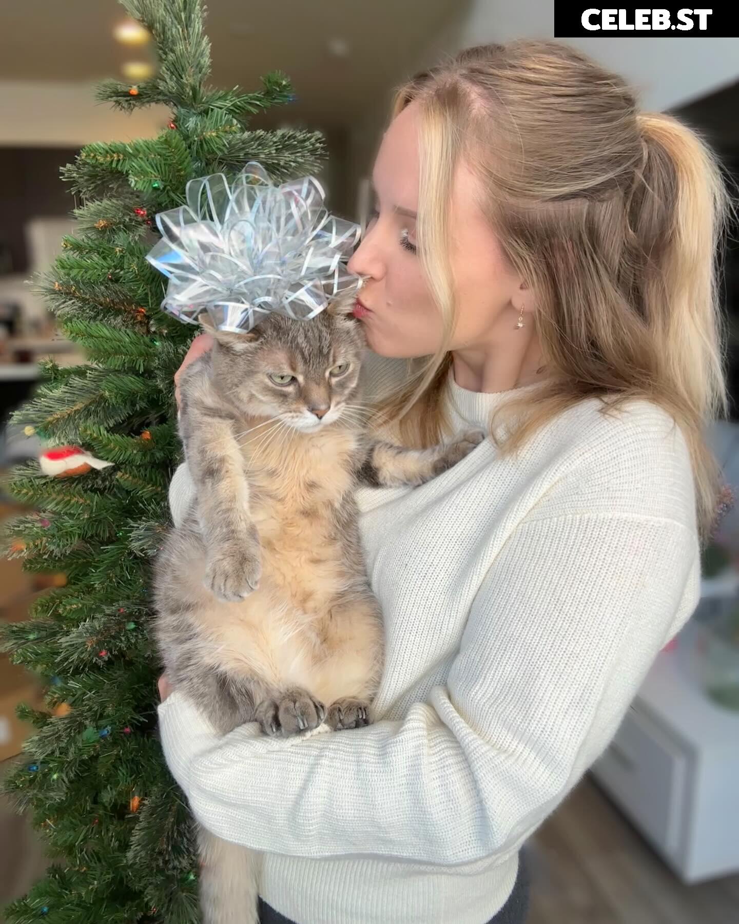 Sonja Reid aka OMGitsfirefoxx Image 3569411