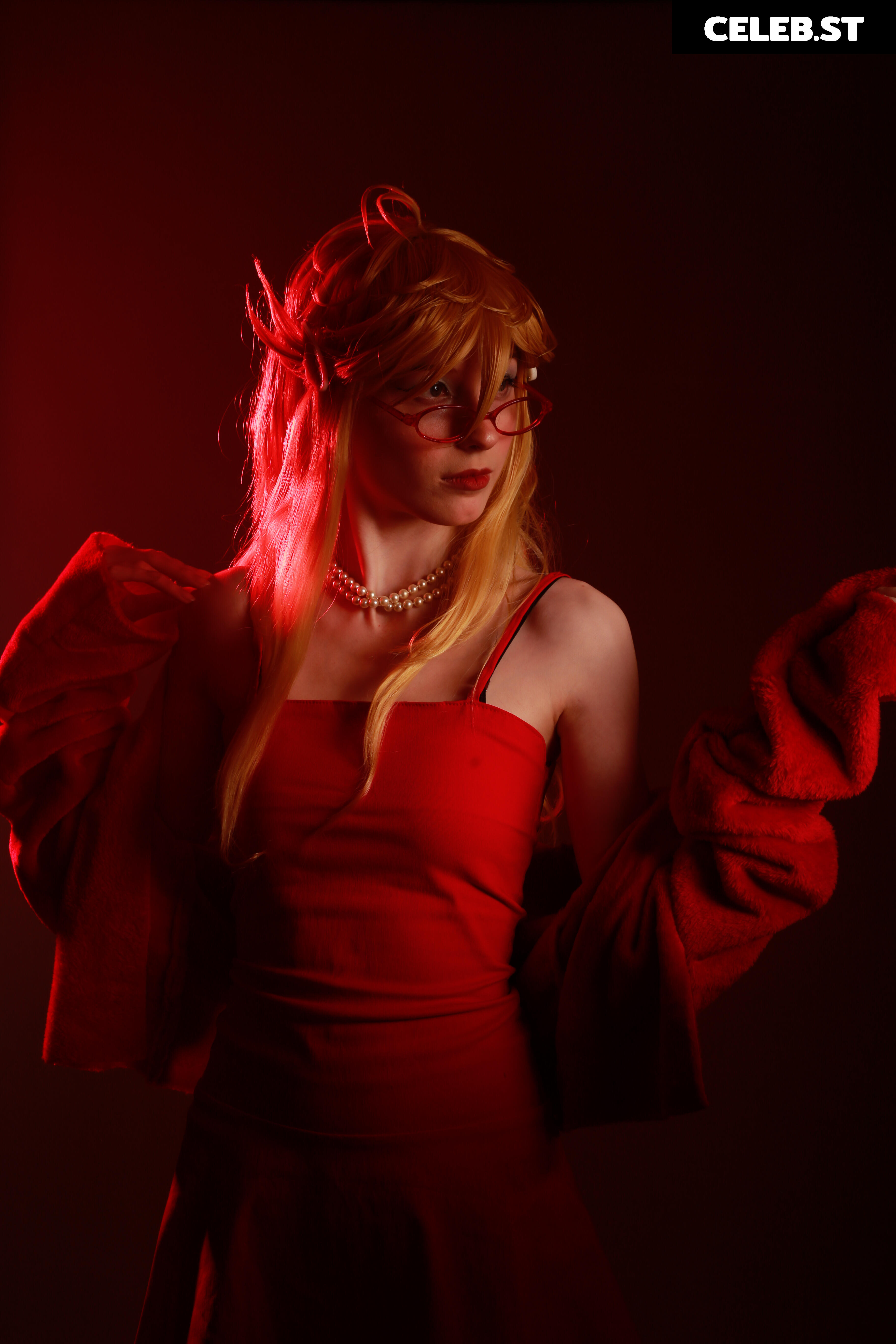 Kiki Glitter Cosplay Image 3569078