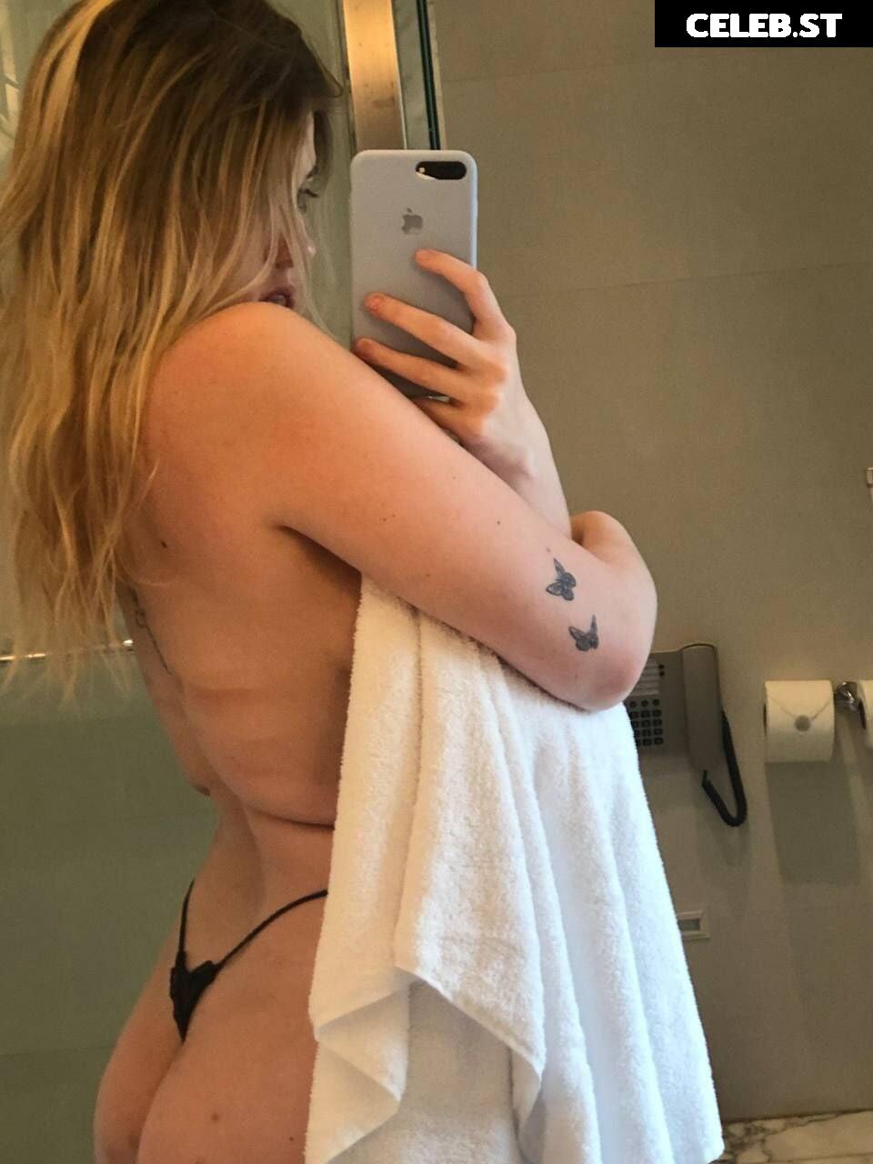 Cami Landi / cammlandi Image 3569320
