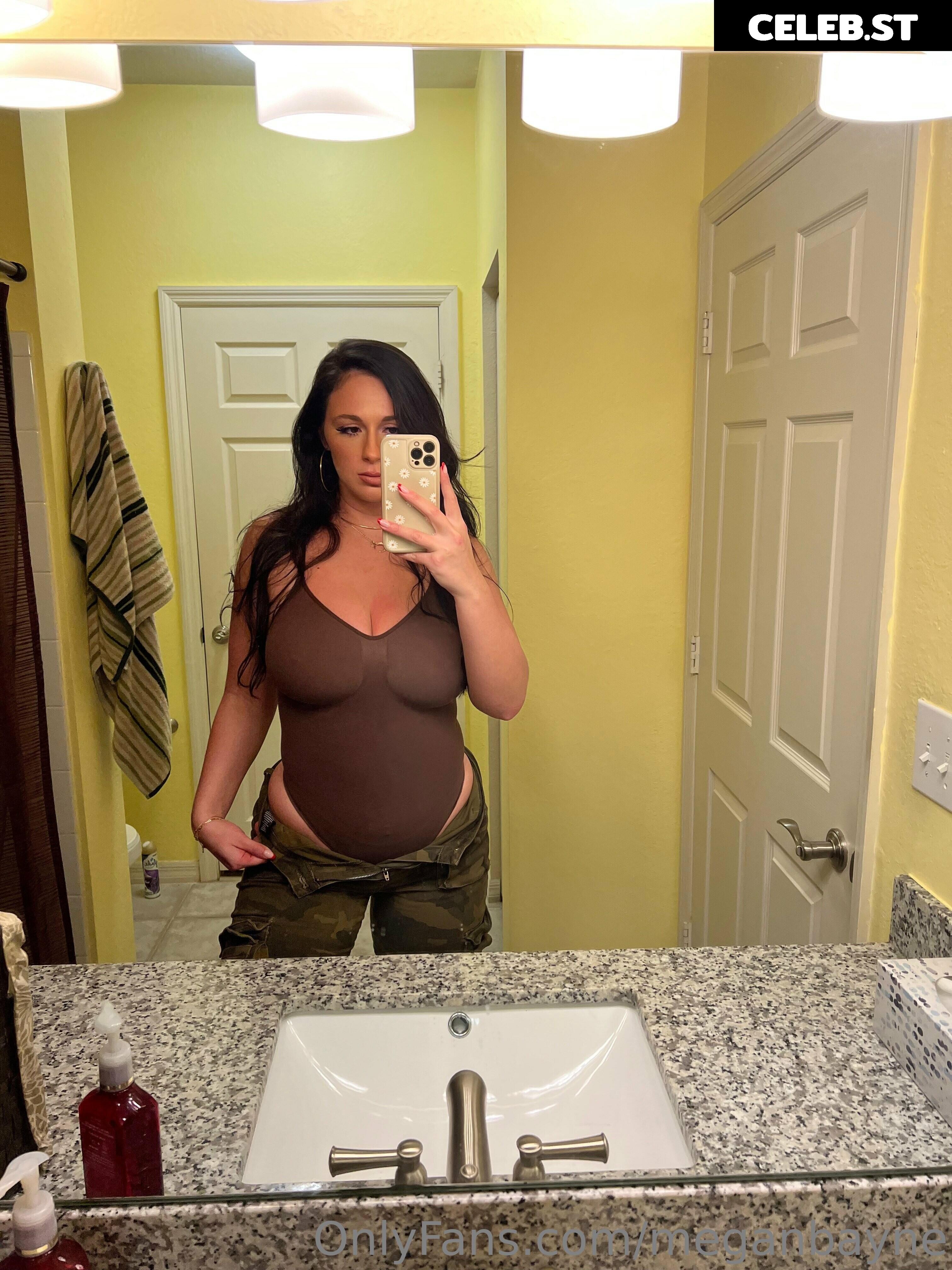 Megan Bayne Image 3555582