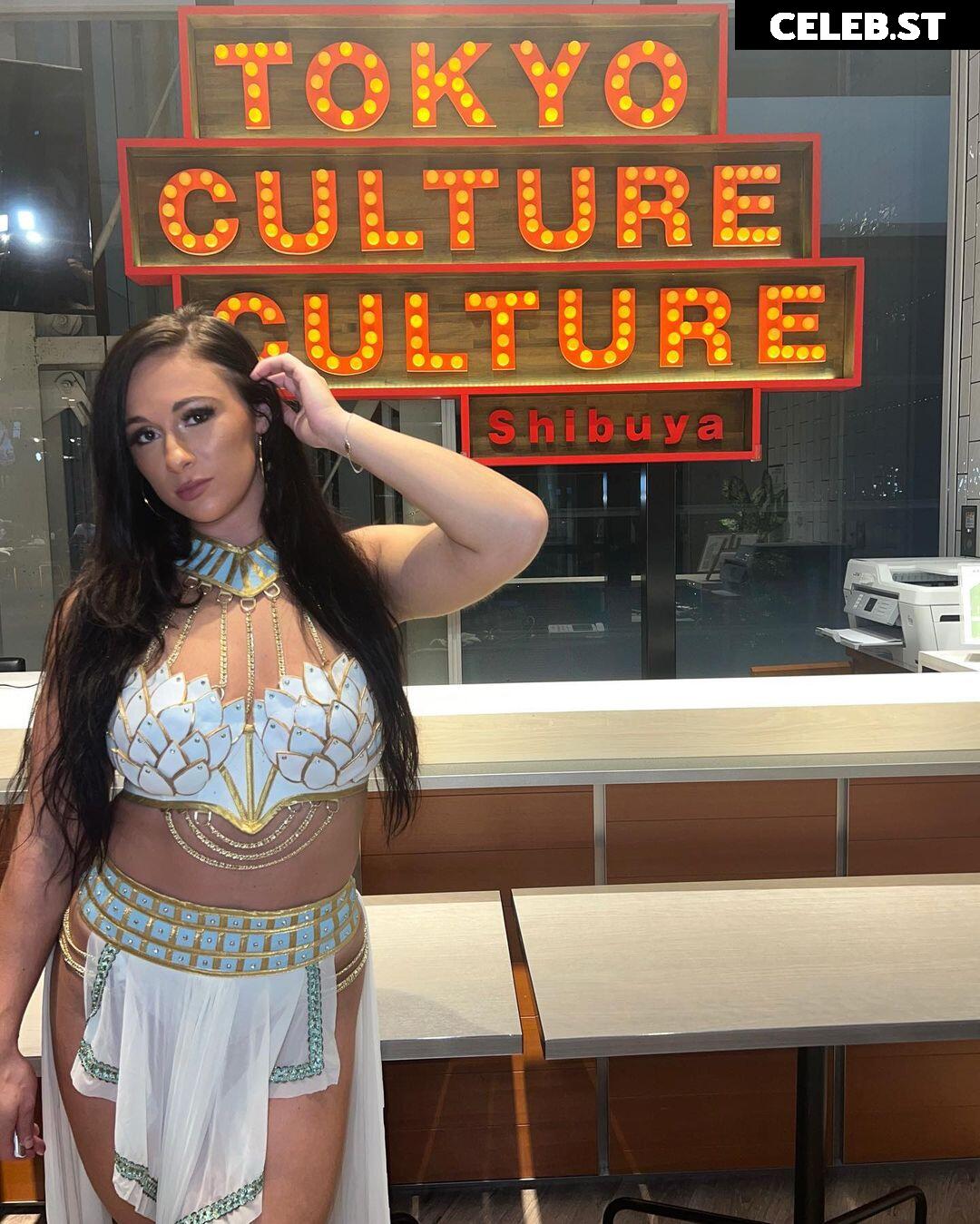 Megan Bayne Image 3555373