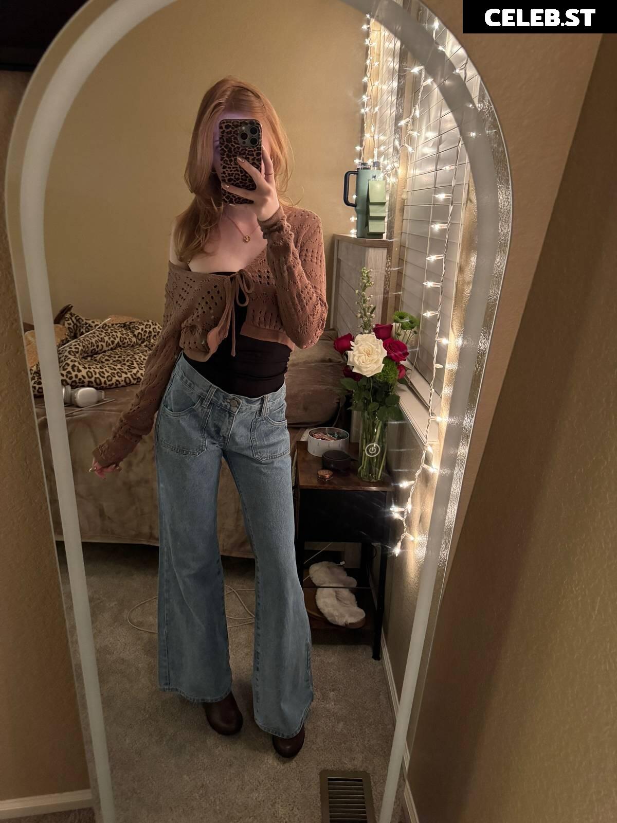Makenna Kelly / Lifewithmak Image 3555213