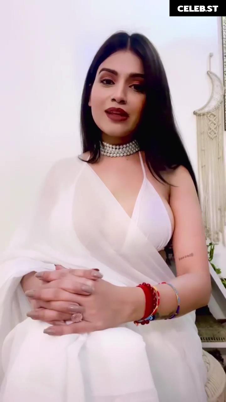 Nidhi Chaudhary Image 3552001