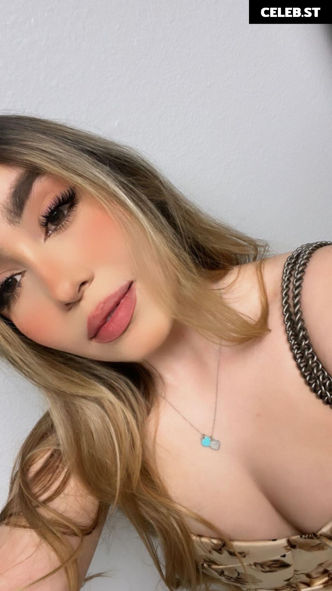 Paola Silerio (Paola_silerio) Instagram Influencer Blonde Latina Onlyfans Image 3553773