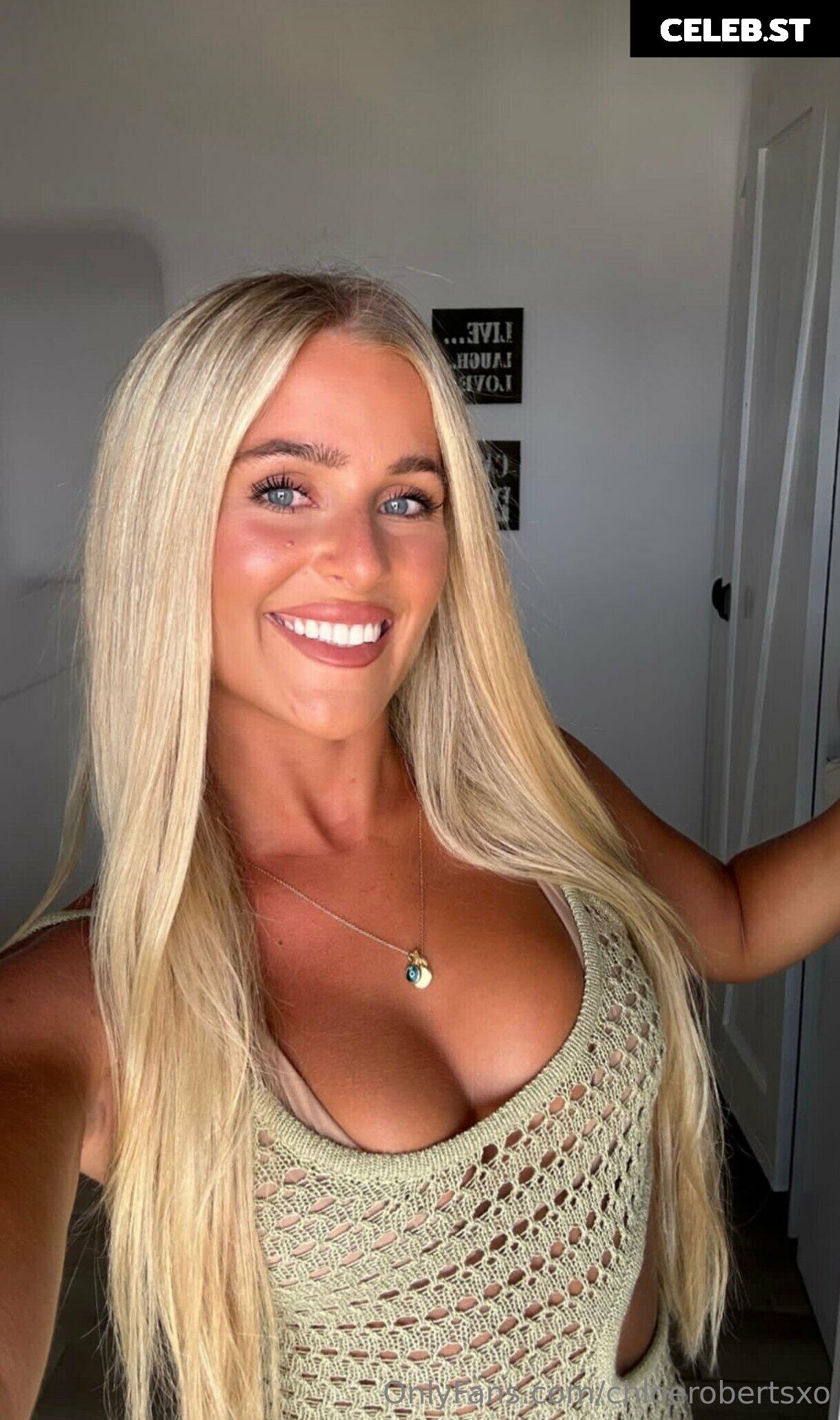 Cassie and Chloe Roberts Image 3559438