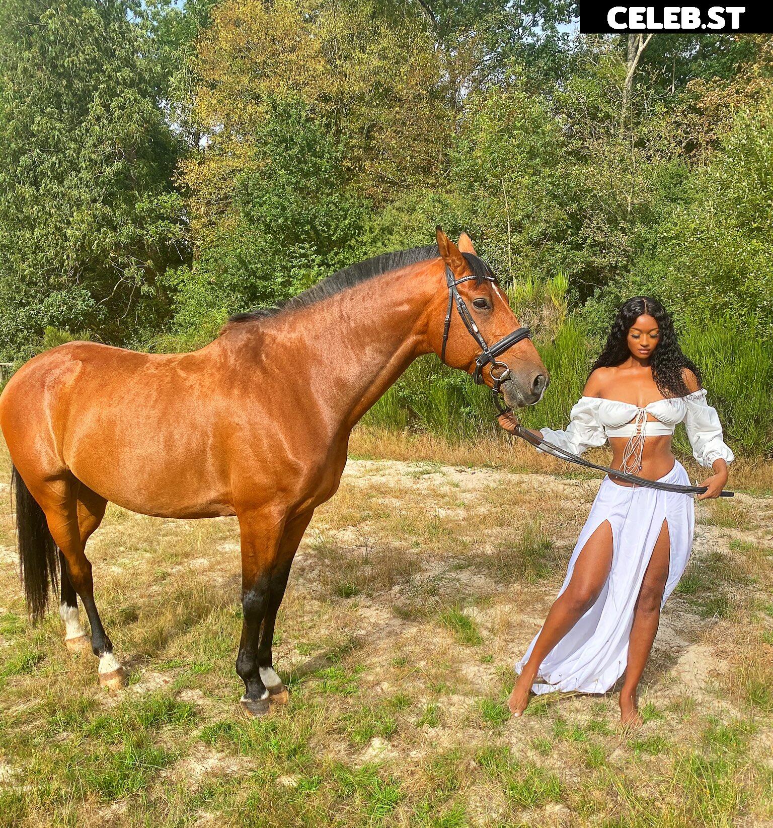 Elinda San Image 3559143